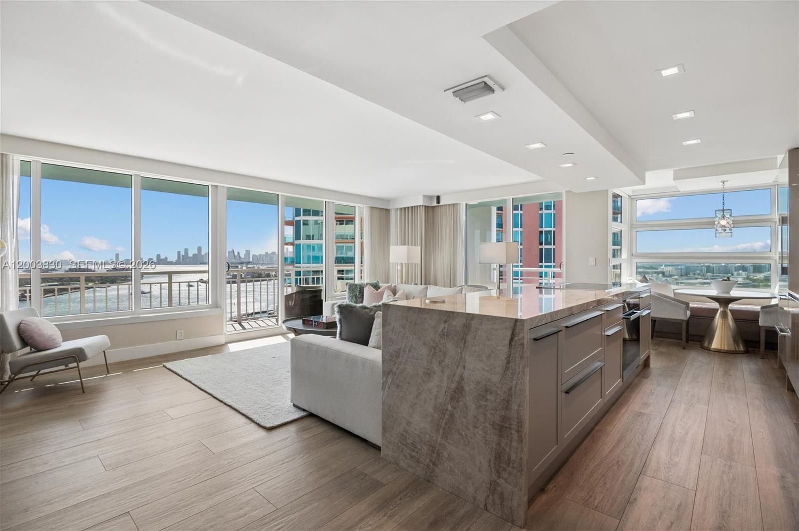 Real estate property located at 400 Pointe Dr #2309, Miami-dade, South Pointe Towers Condo, Miami Beach, FL