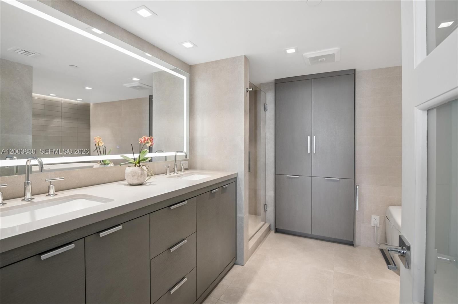 Real estate property located at 400 Pointe Dr #2309, Miami-dade, South Pointe Towers Condo, Miami Beach, FL