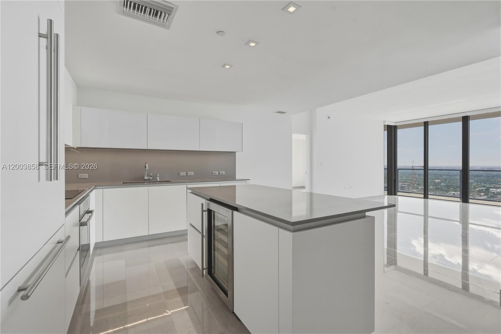 Real estate property located at 88 7th St #3710, Miami-dade, Rise Condo, Miami, FL
