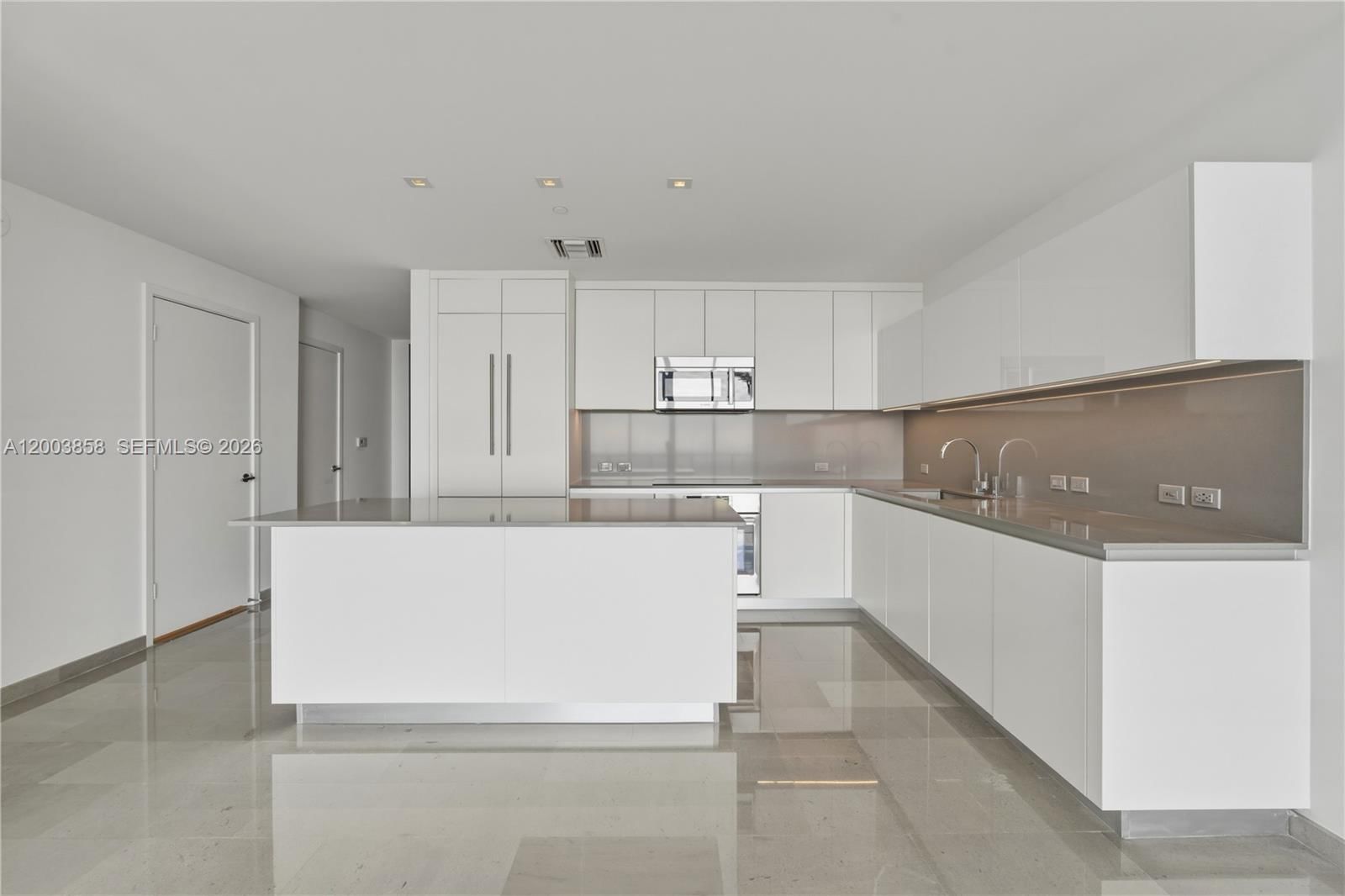 Real estate property located at 88 7th St #3710, Miami-dade, Rise Condo, Miami, FL