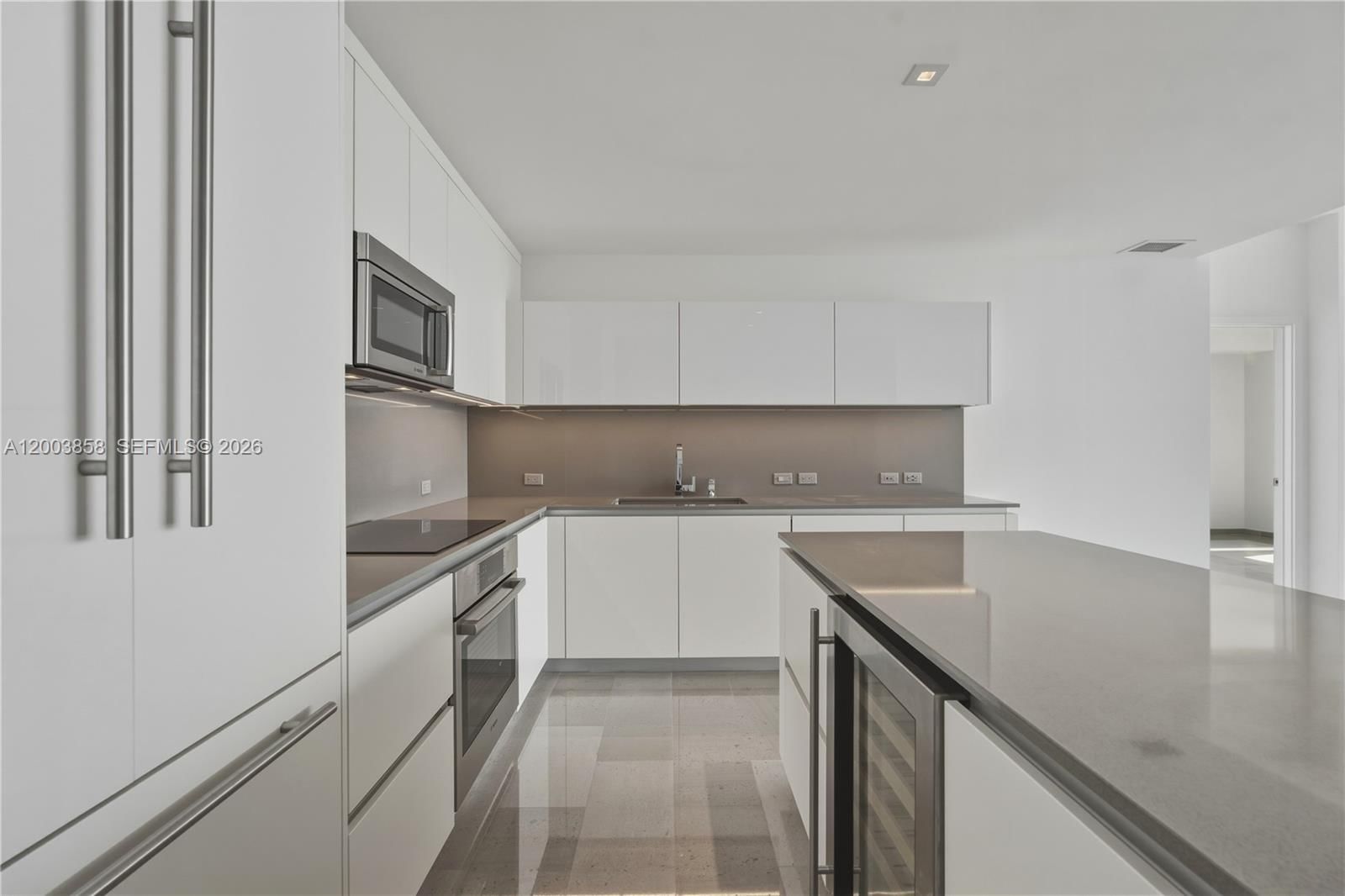 Real estate property located at 88 7th St #3710, Miami-dade, Rise Condo, Miami, FL