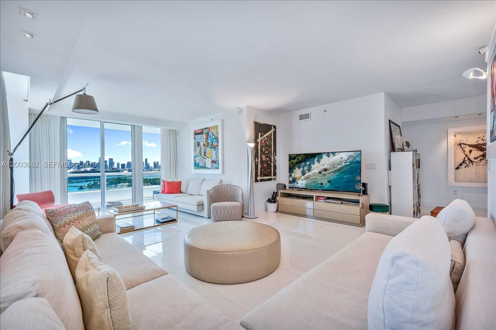 Real estate property located at 520 West Ave #2101, Miami-dade, The Bentley Bay Condo, Miami Beach, FL