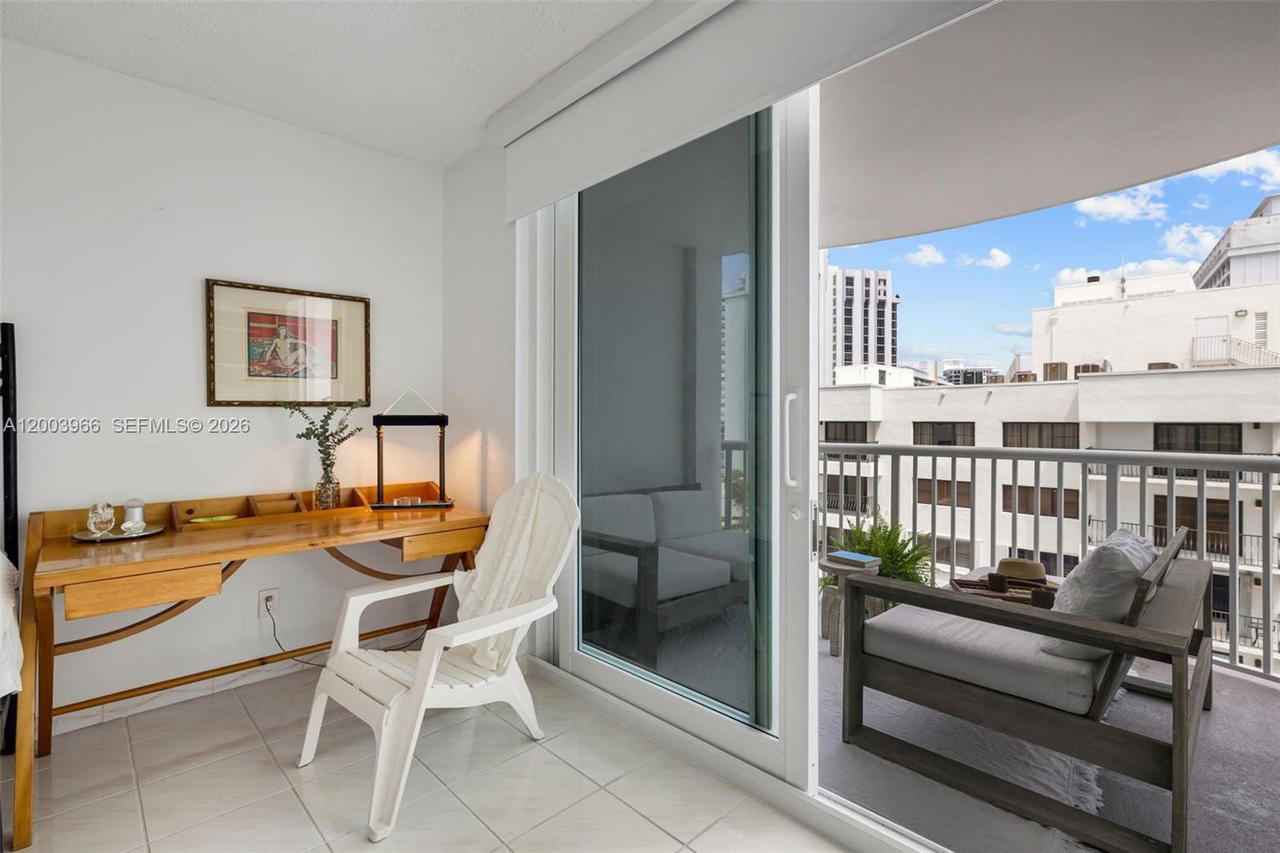 Real estate property located at 5401 Collins Ave #611, Miami-dade, The Carriage House Condo, Miami Beach, FL