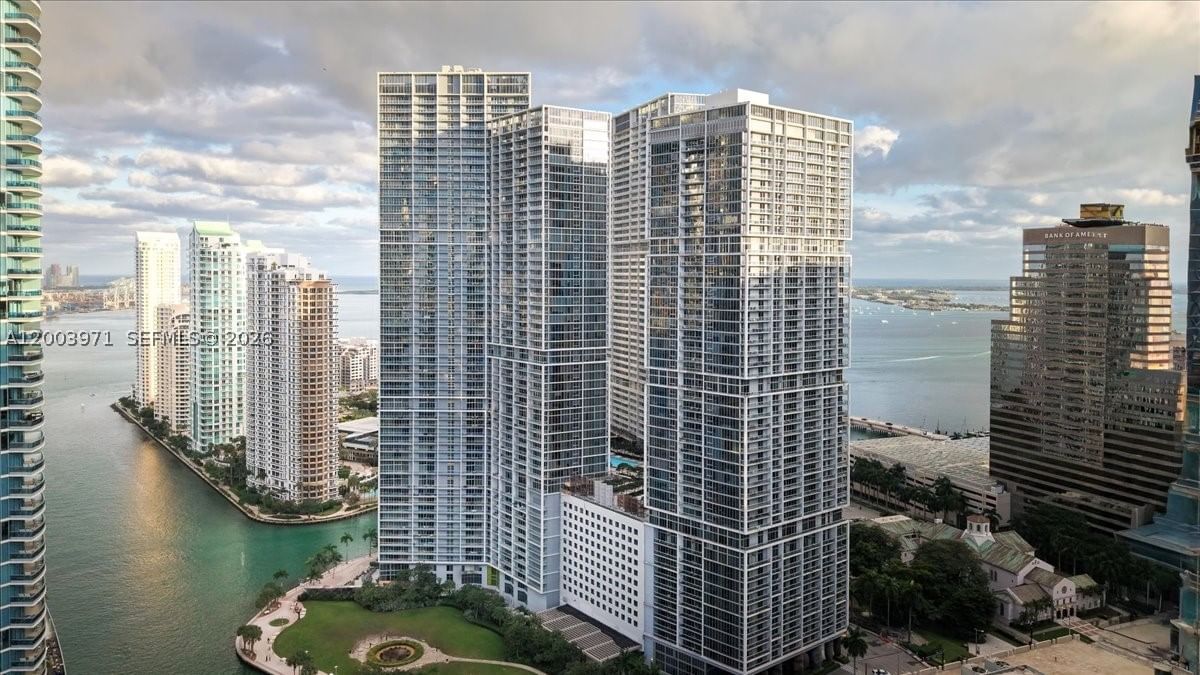 Real estate property located at 465 Brickell Ave #3804, Miami-dade, Iconbrickell Condo No 1, Miami, FL