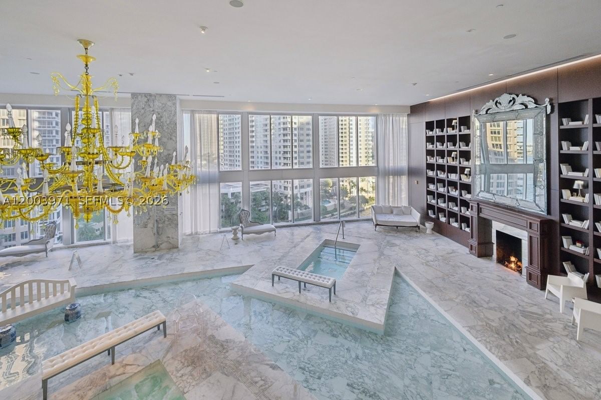 Real estate property located at 465 Brickell Ave #3804, Miami-dade, Iconbrickell Condo No 1, Miami, FL