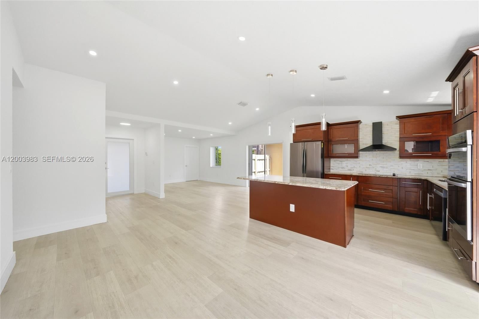 Real estate property located at 6136 181st Terr Cir W, Miami-dade, Harbour Sub, Hialeah, FL