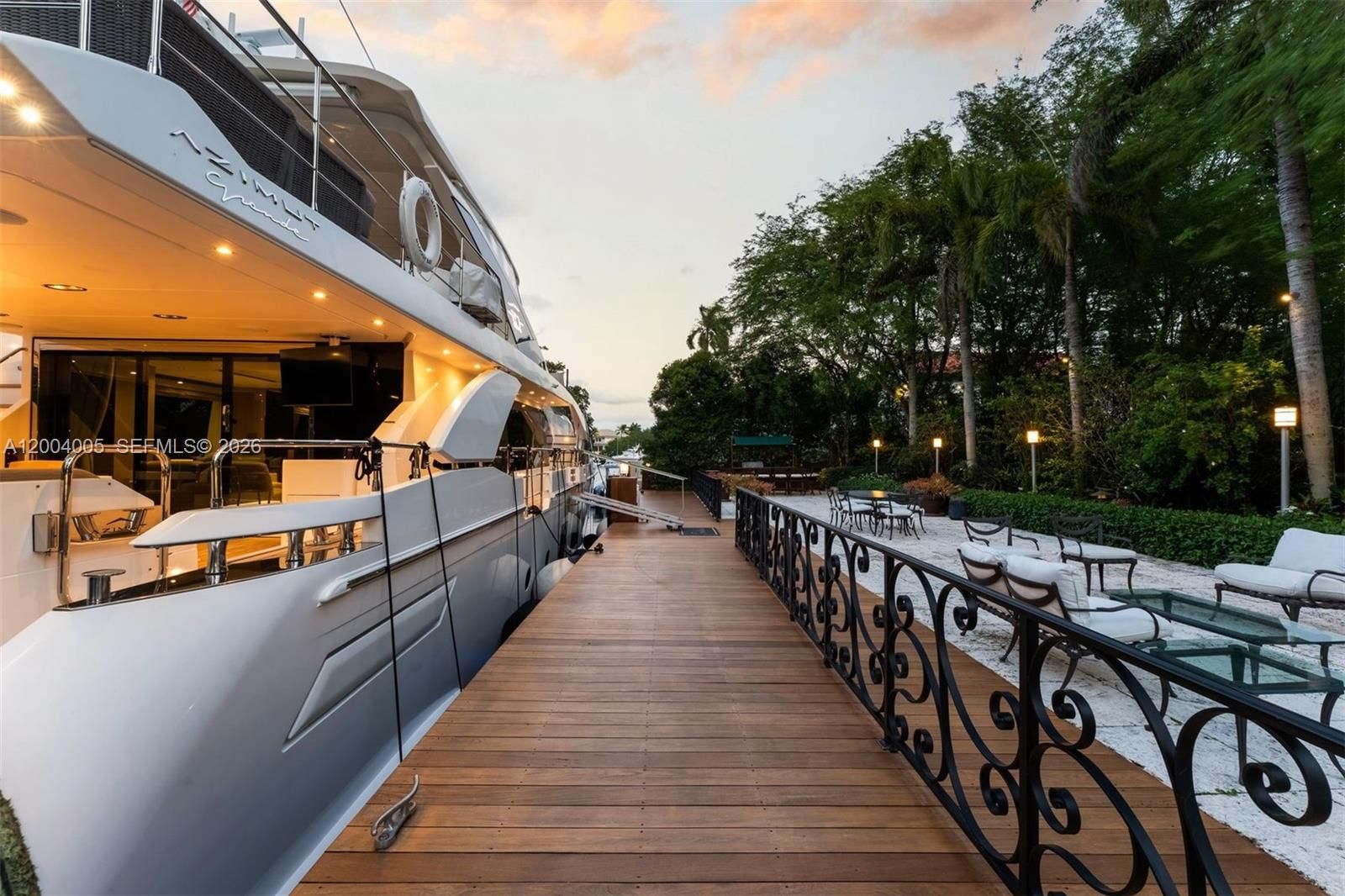 Real estate property located at 255 Cocoplum Rd, Miami-dade, Cocoplum Sec 1, Coral Gables, FL