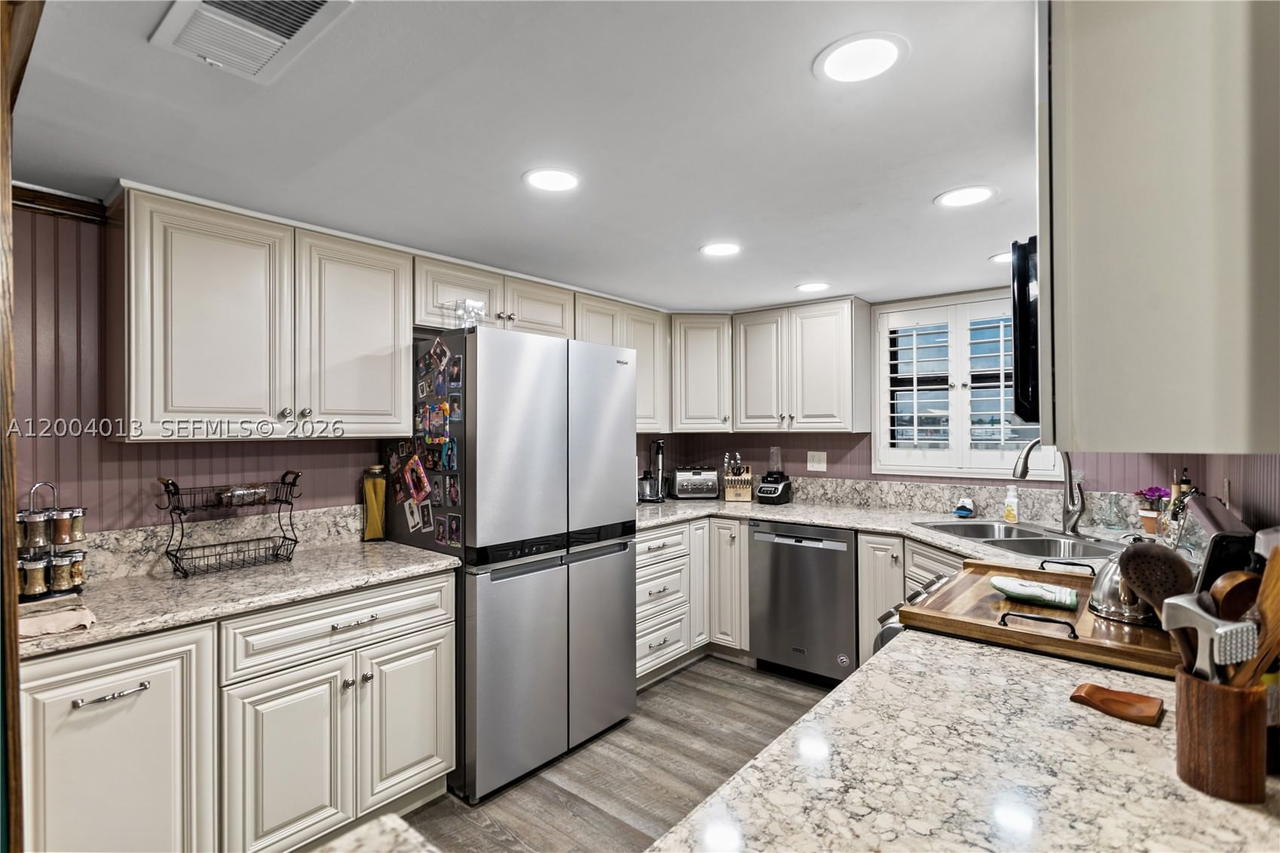 Real estate property located at 1500 Ocean Dr #2G, Broward, Allington Towers North Co, Hollywood, FL