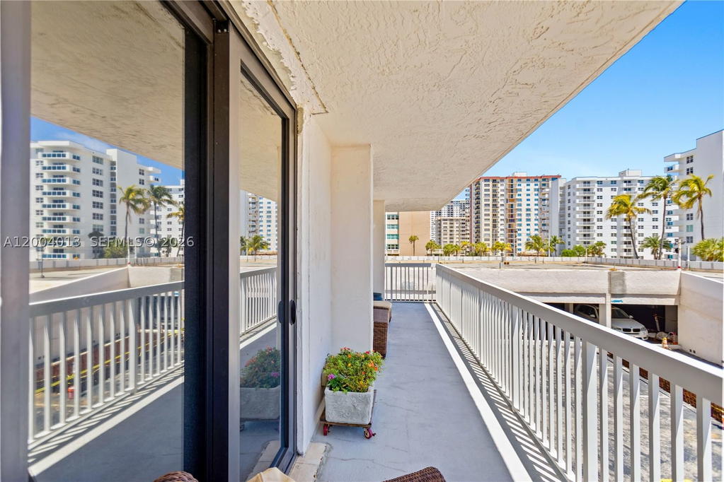 Real estate property located at 1500 Ocean Dr #2G, Broward, Allington Towers North Co, Hollywood, FL