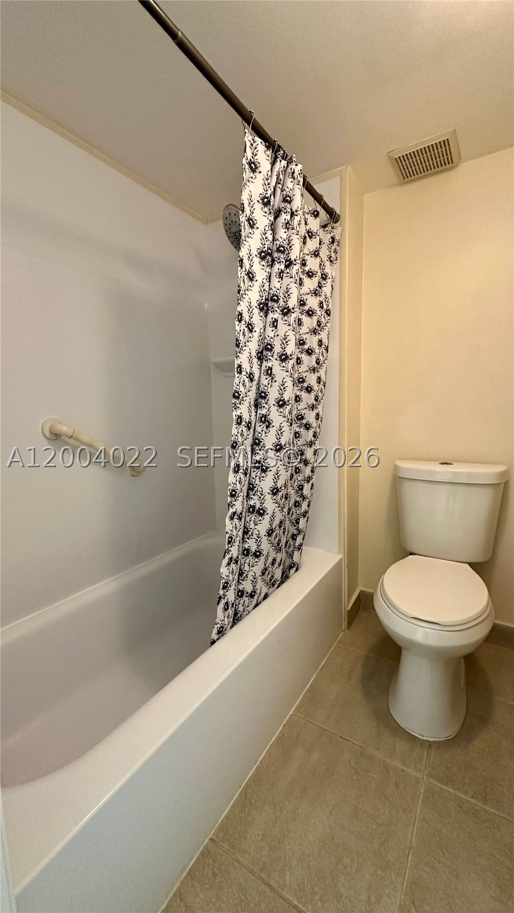 Real estate property located at 16210 Laurel Dr #203, Broward, Saddle Club Garden Apts A, Weston, FL
