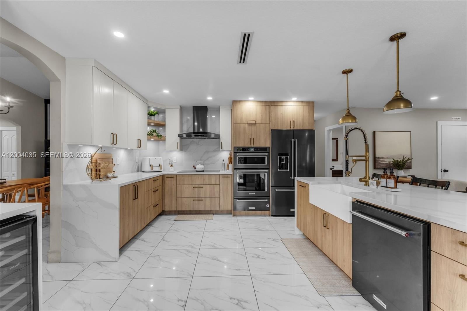 Real estate property located at 15465 114 ST, Miami-dade, Hammocks Shores, Miami, FL