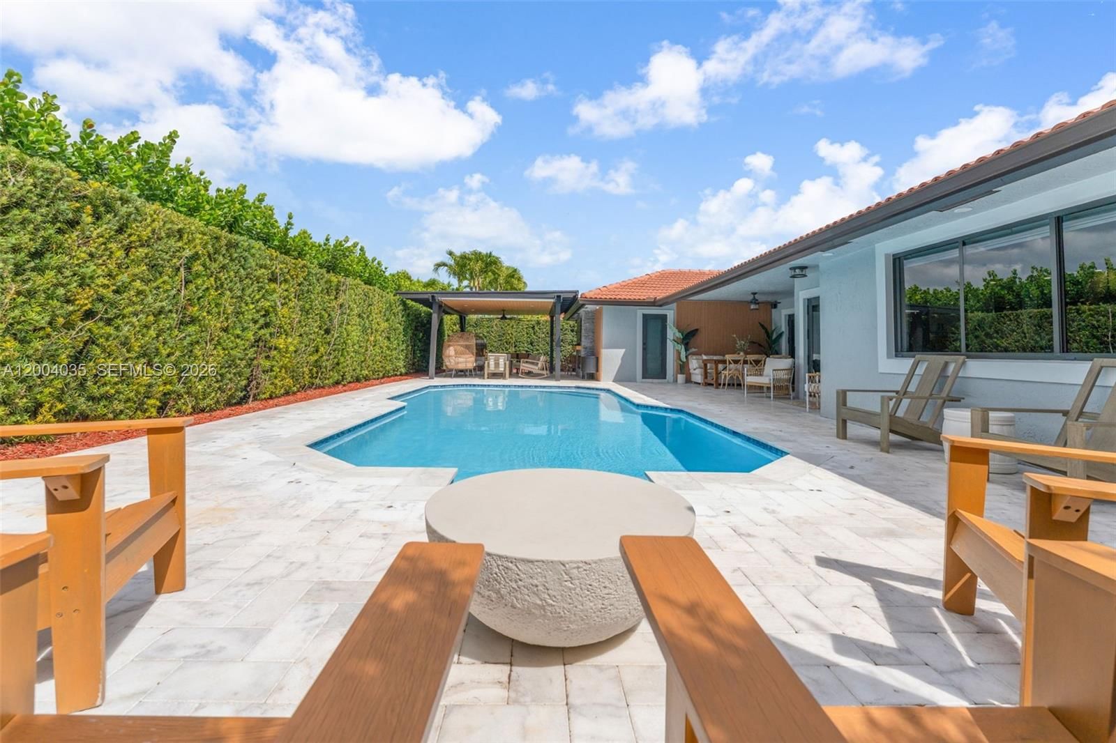 Real estate property located at 15465 114 ST, Miami-dade, Hammocks Shores, Miami, FL