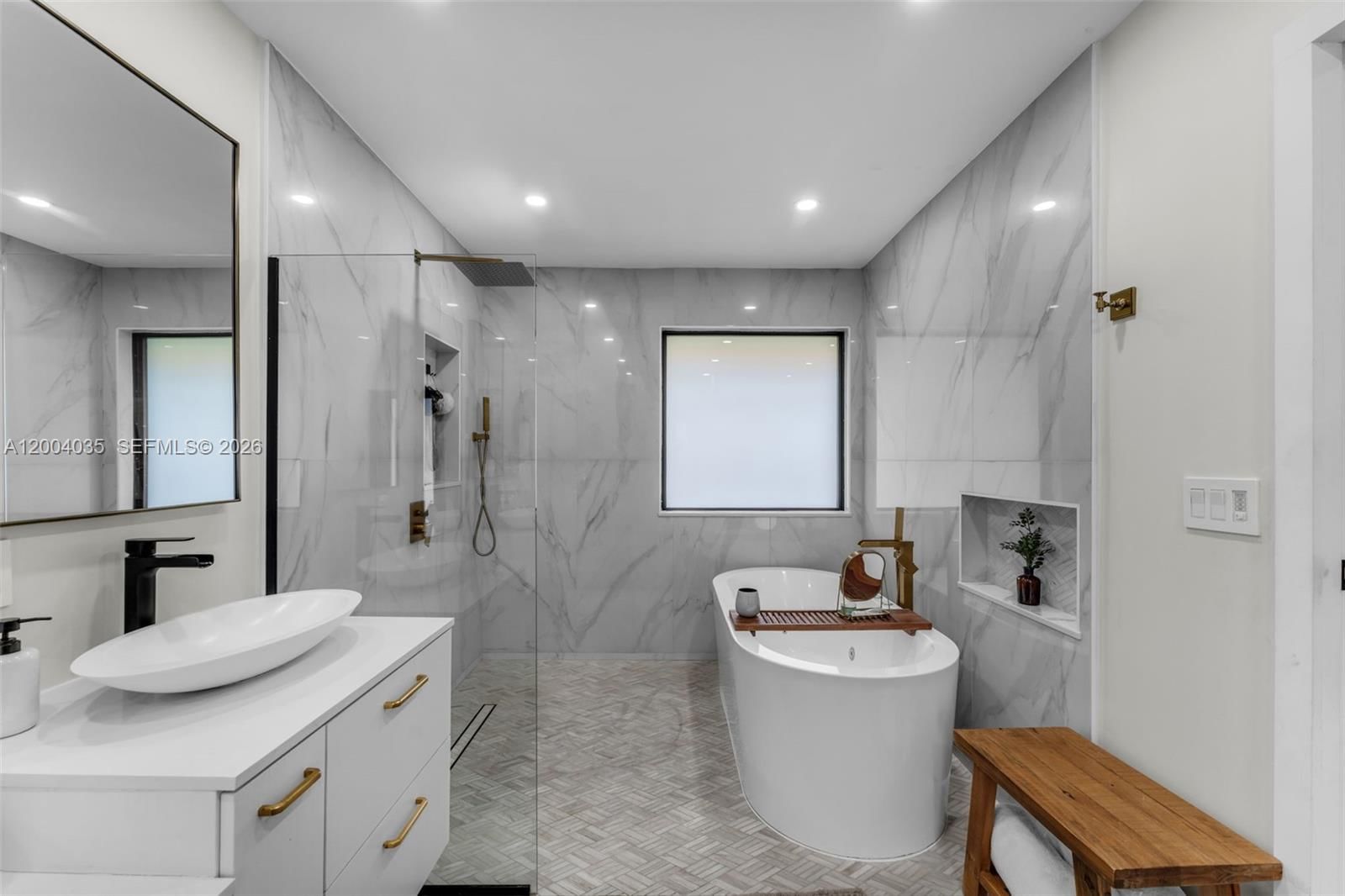 Real estate property located at 15465 114 ST, Miami-dade, Hammocks Shores, Miami, FL