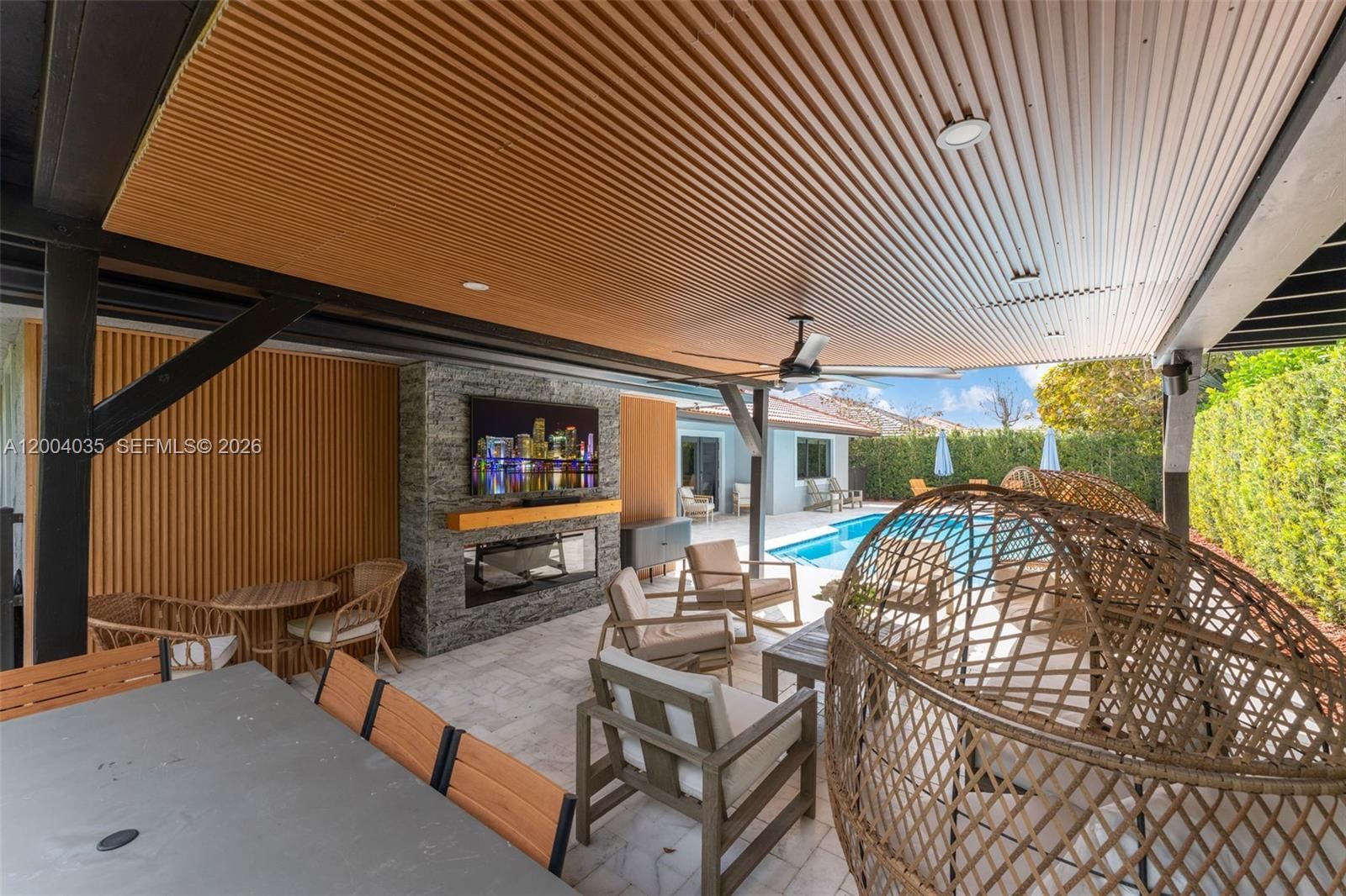 Real estate property located at 15465 114 ST, Miami-dade, Hammocks Shores, Miami, FL