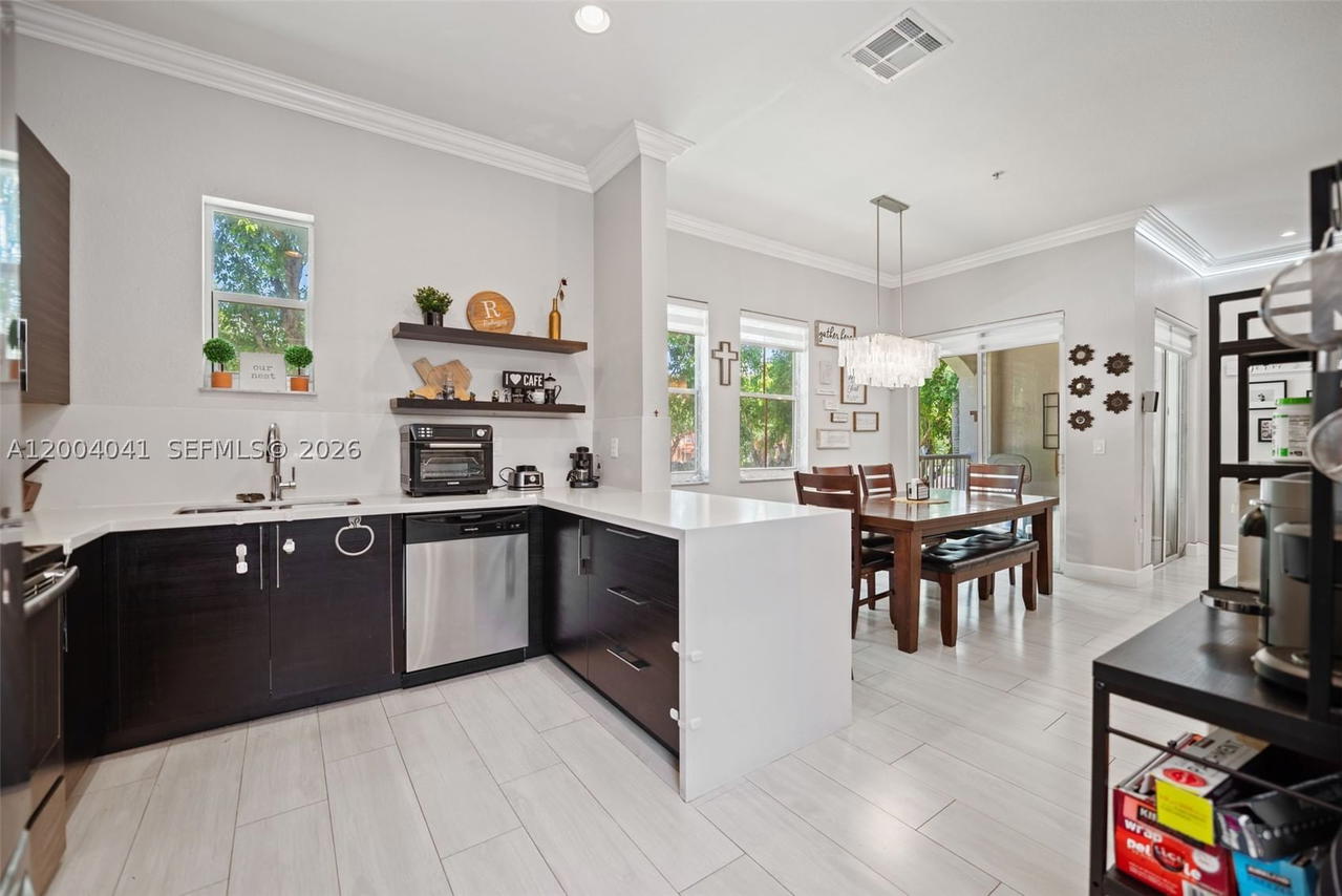 Real estate property located at 4301 160th Ave #207, Broward, Courtyards Three Condo, Miramar, FL