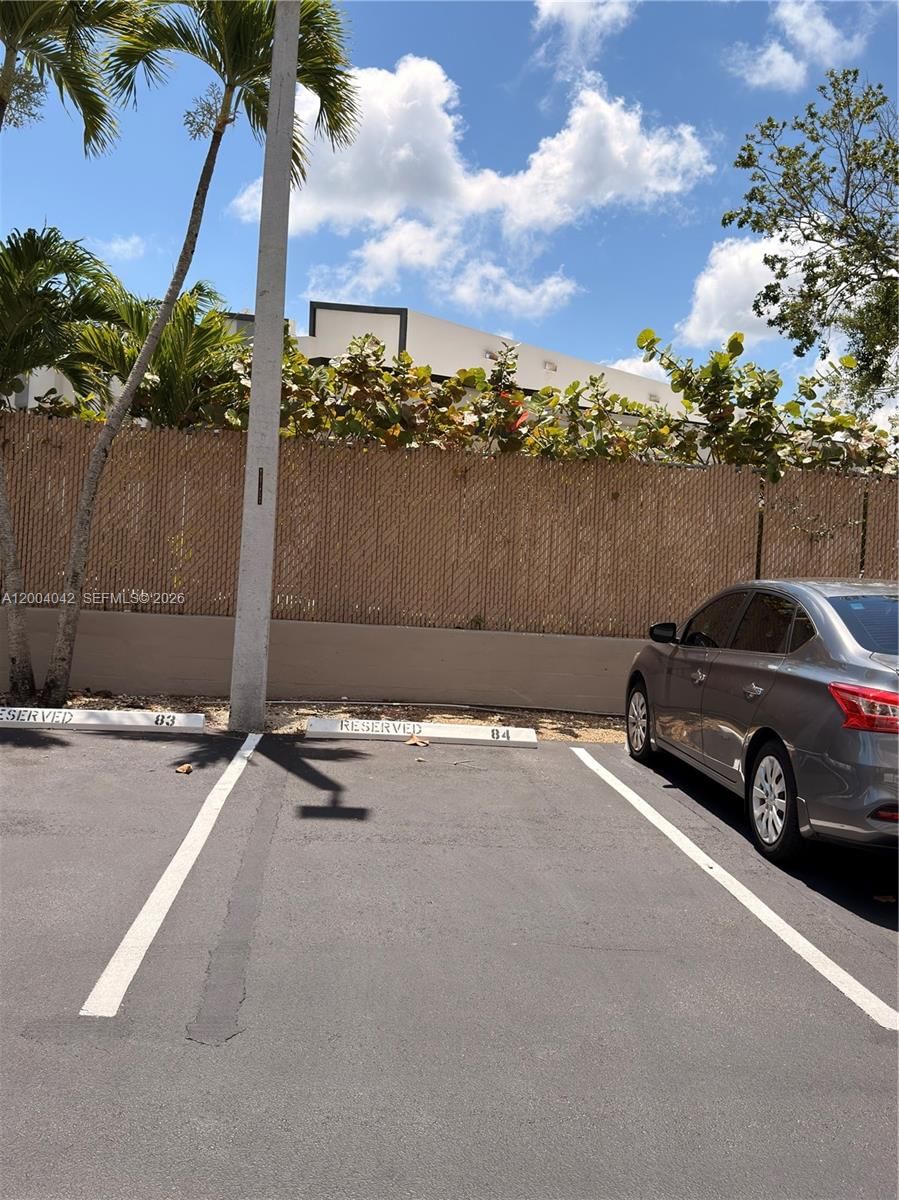 Real estate property located at 1075 Miami Gardens Dr #306, Miami-dade, Royal Bahamian West, Miami, FL