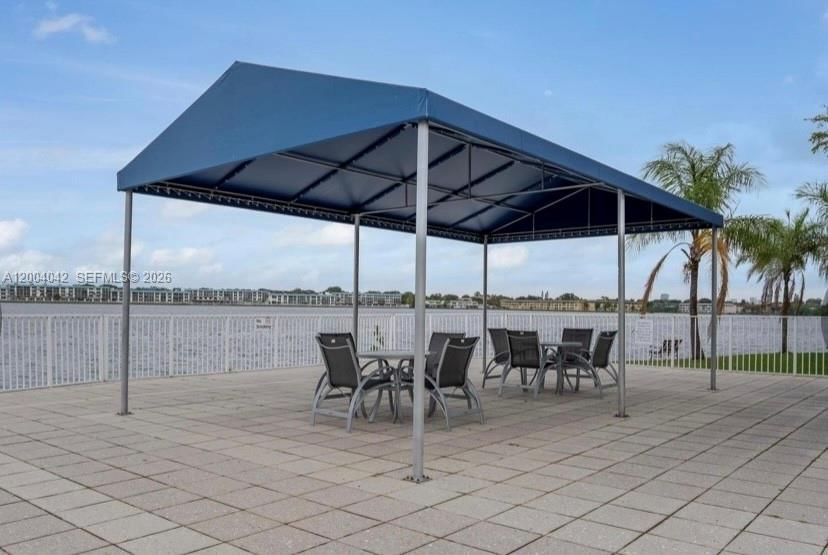 Real estate property located at 1075 Miami Gardens Dr #306, Miami-dade, Royal Bahamian West, Miami, FL