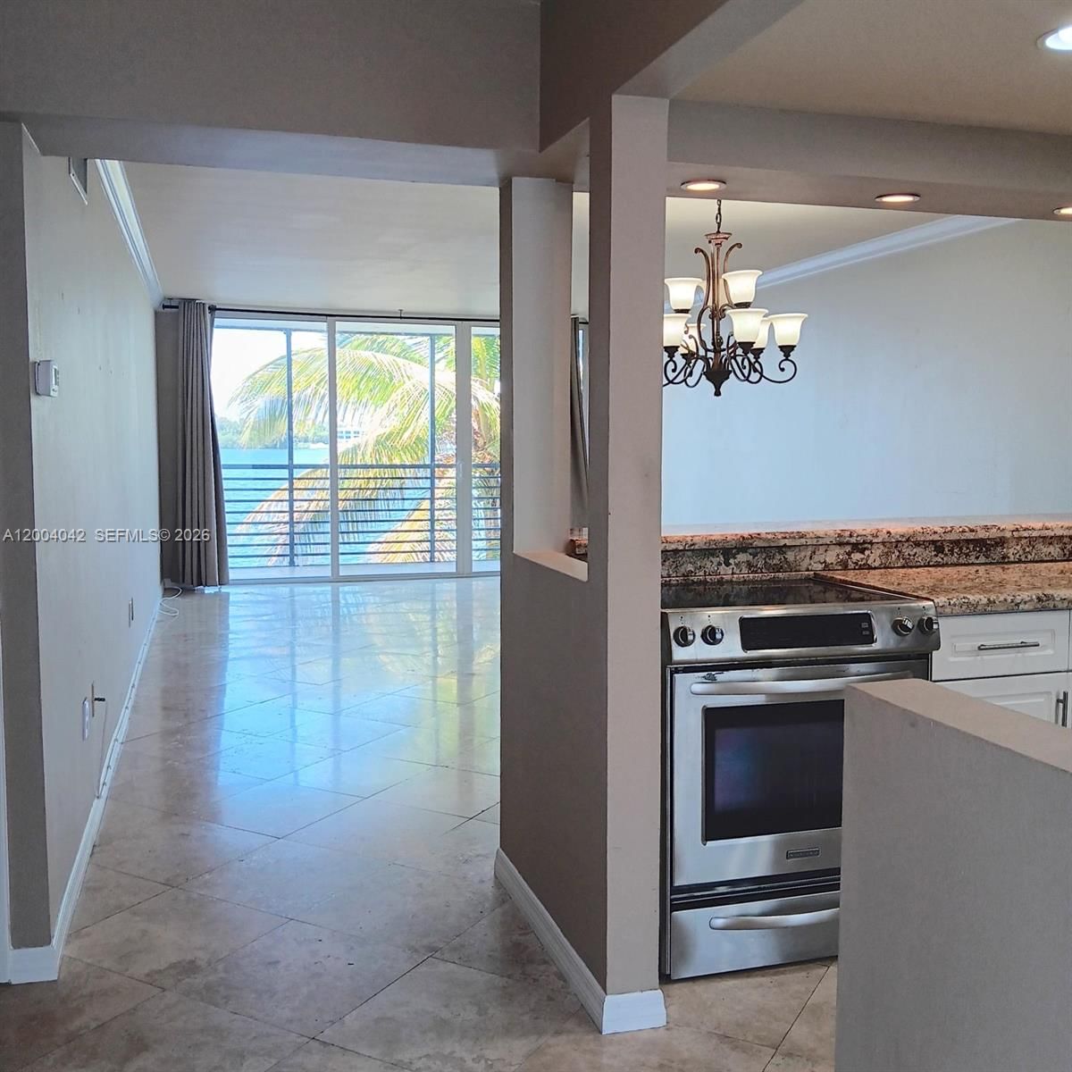 Real estate property located at 1075 Miami Gardens Dr #306, Miami-dade, Royal Bahamian West, Miami, FL