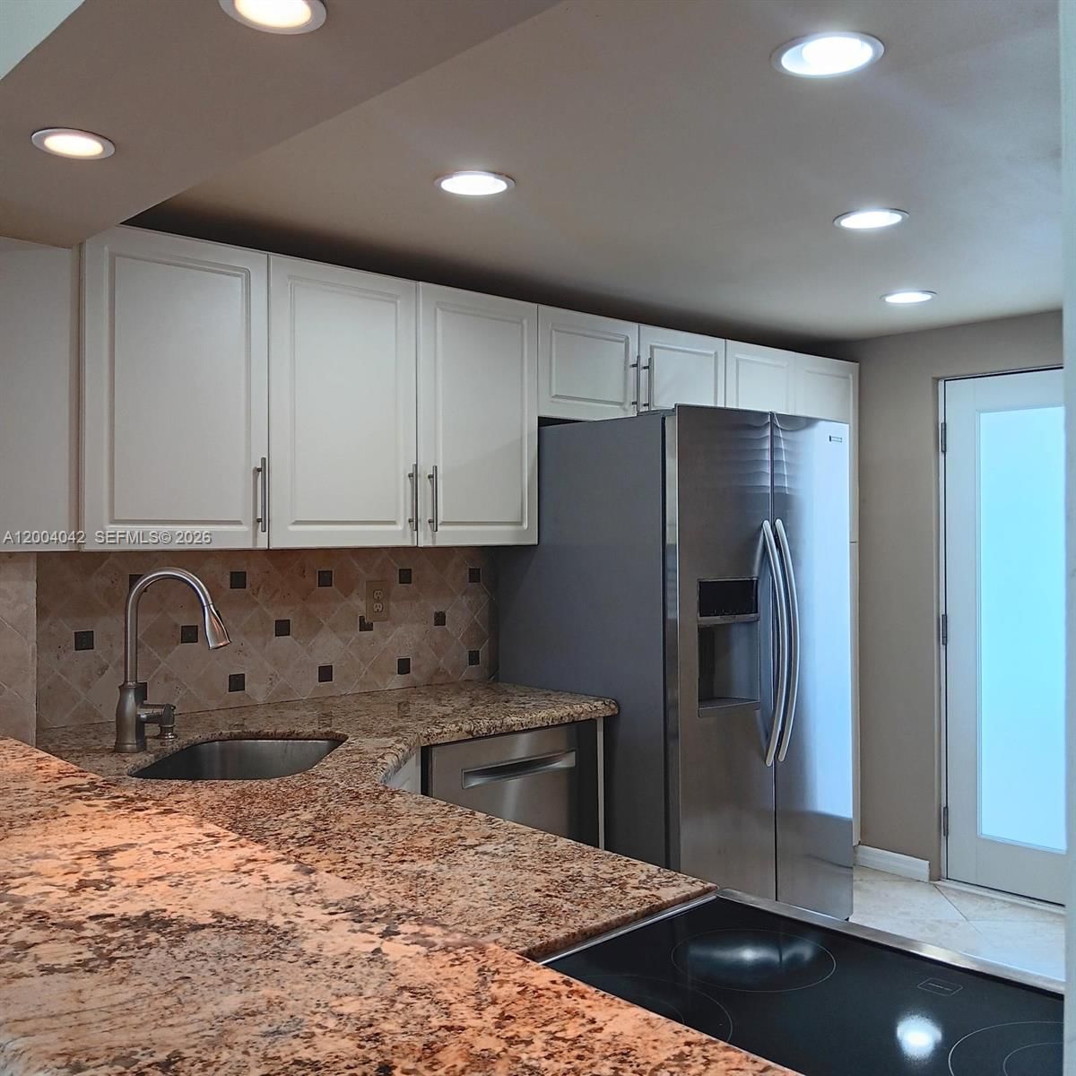 Real estate property located at 1075 Miami Gardens Dr #306, Miami-dade, Royal Bahamian West, Miami, FL