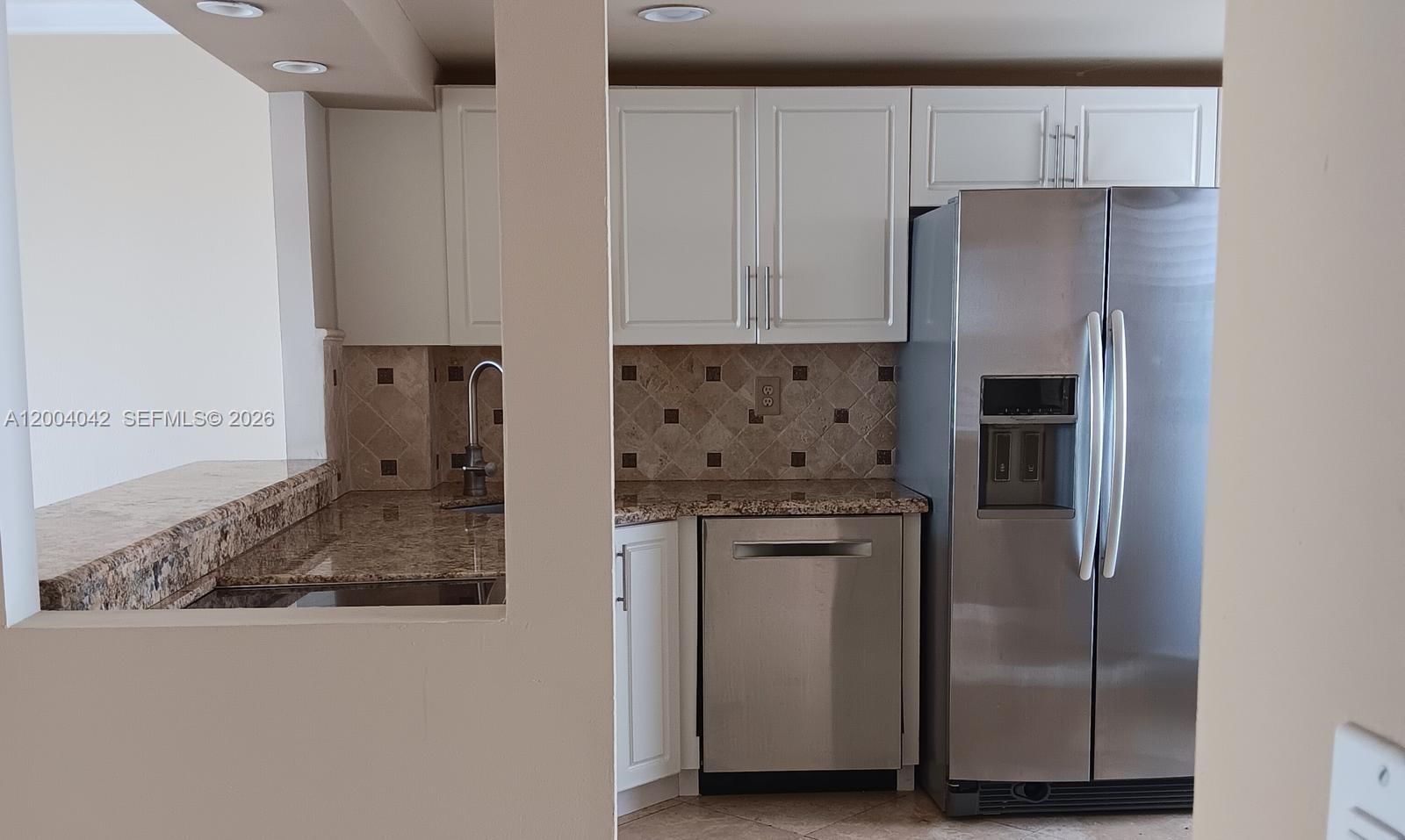 Real estate property located at 1075 Miami Gardens Dr #306, Miami-dade, Royal Bahamian West, Miami, FL