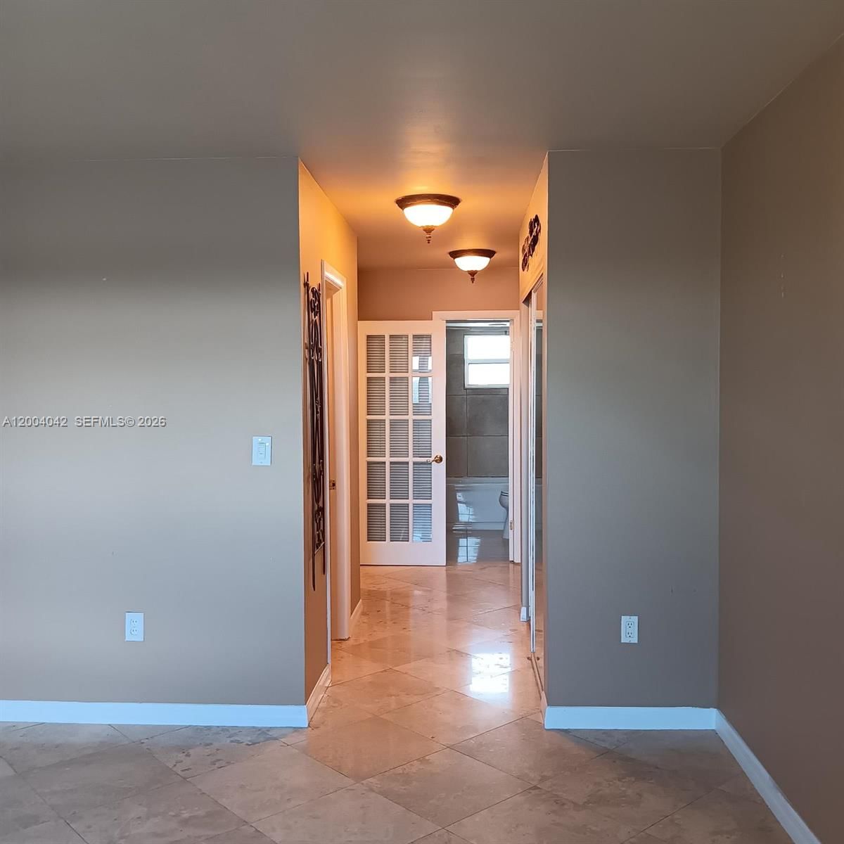 Real estate property located at 1075 Miami Gardens Dr #306, Miami-dade, Royal Bahamian West, Miami, FL