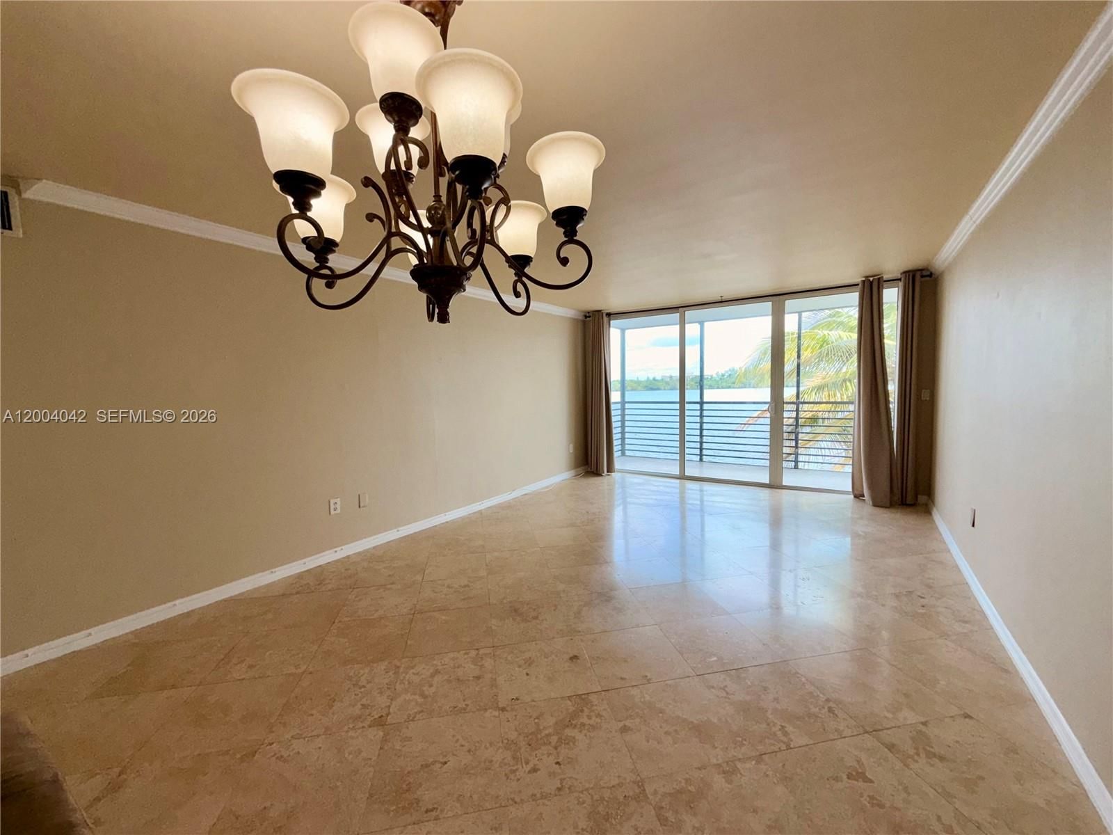 Real estate property located at 1075 Miami Gardens Dr #306, Miami-dade, Royal Bahamian West, Miami, FL