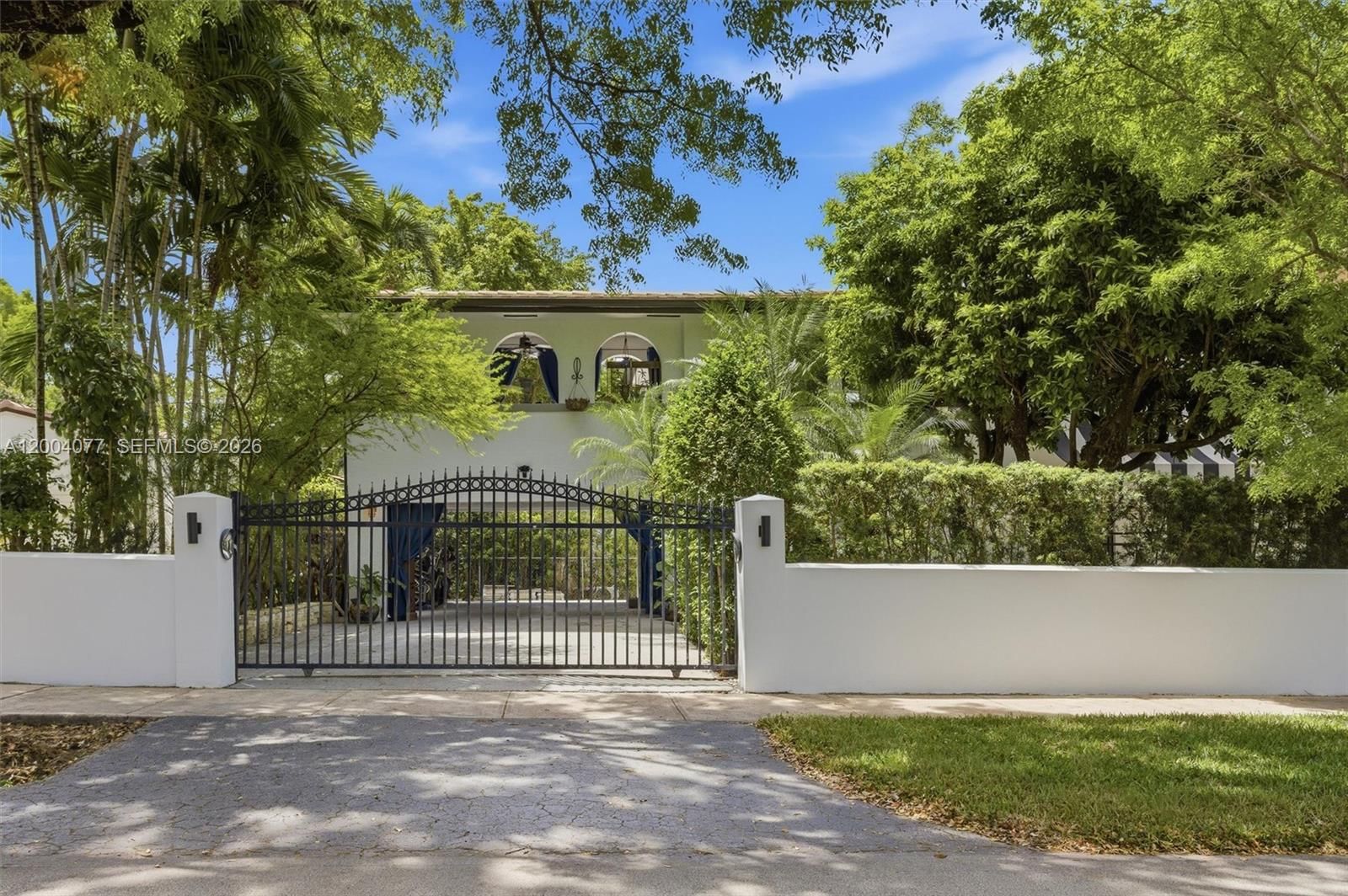 Real estate property located at 1103 Pizarro St, Miami-dade, Coral Gables Granada Sec, Coral Gables, FL