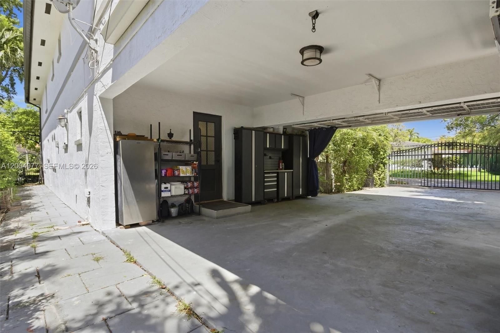 Real estate property located at 1103 Pizarro St, Miami-dade, Coral Gables Granada Sec, Coral Gables, FL