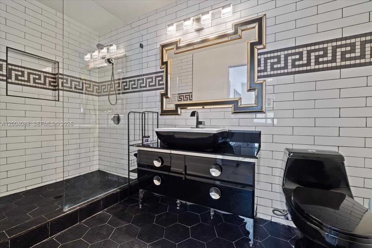 Real estate property located at 2632 35th St, Broward, Coral Ridge Country Club, Fort Lauderdale, FL