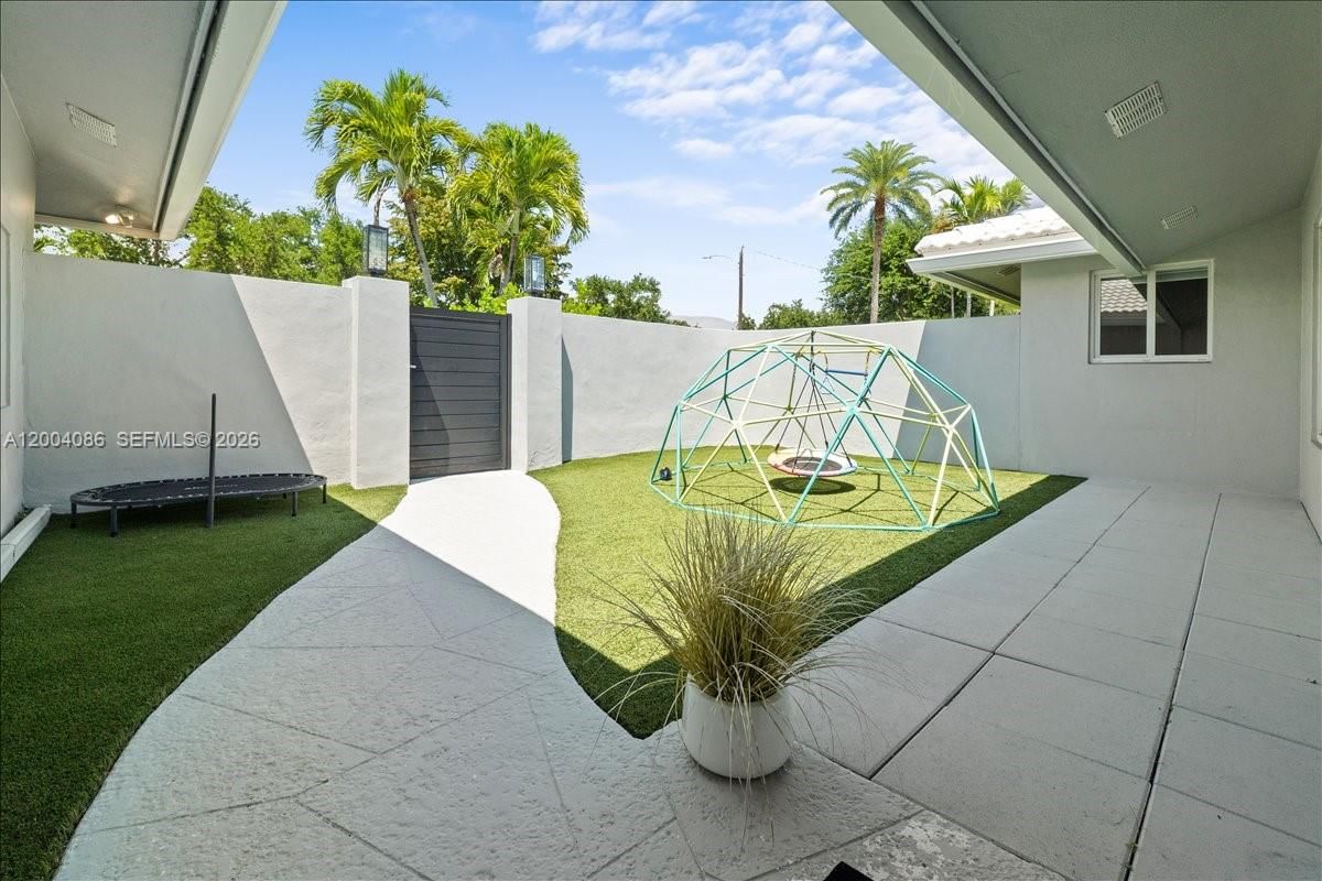 Real estate property located at 2632 35th St, Broward, Coral Ridge Country Club, Fort Lauderdale, FL