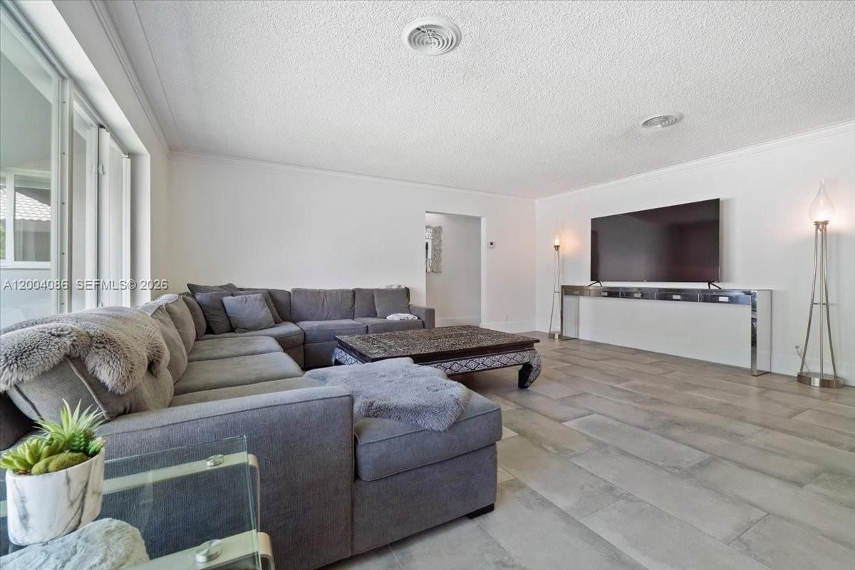 Real estate property located at 2632 35th St, Broward, Coral Ridge Country Club, Fort Lauderdale, FL