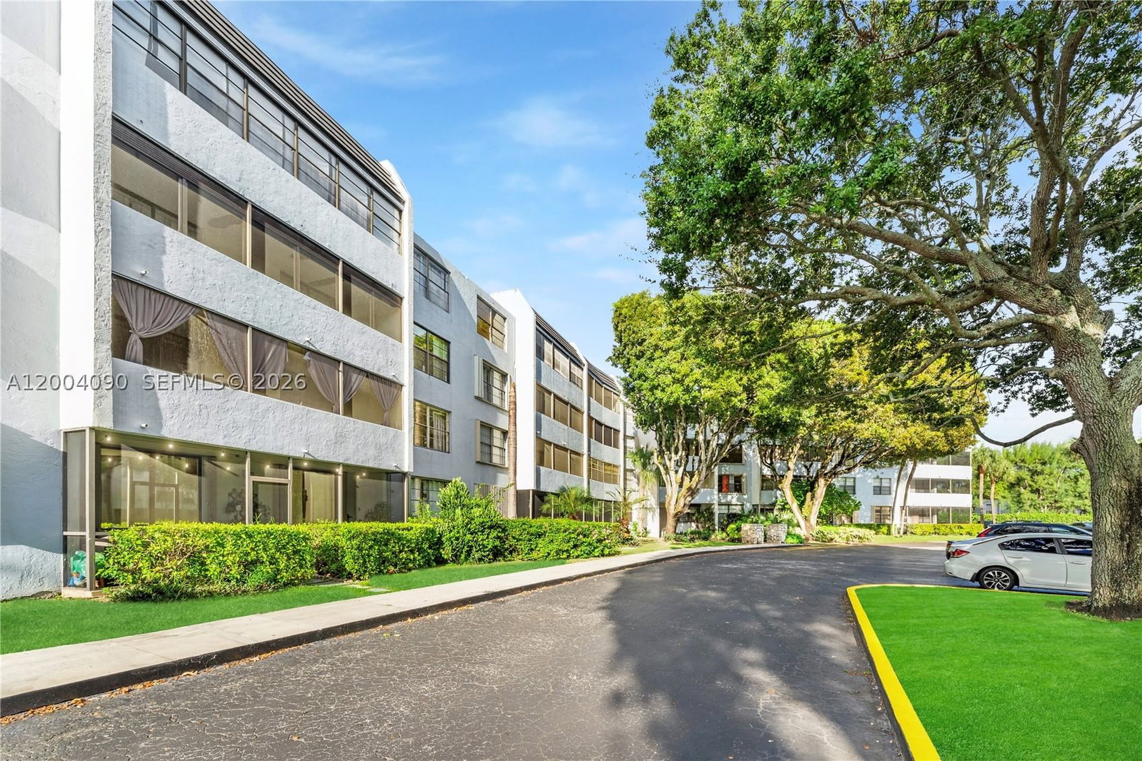 Real estate property located at 10852 Kendall Dr #312, Miami-dade, Kendall Gate Condo, Miami, FL