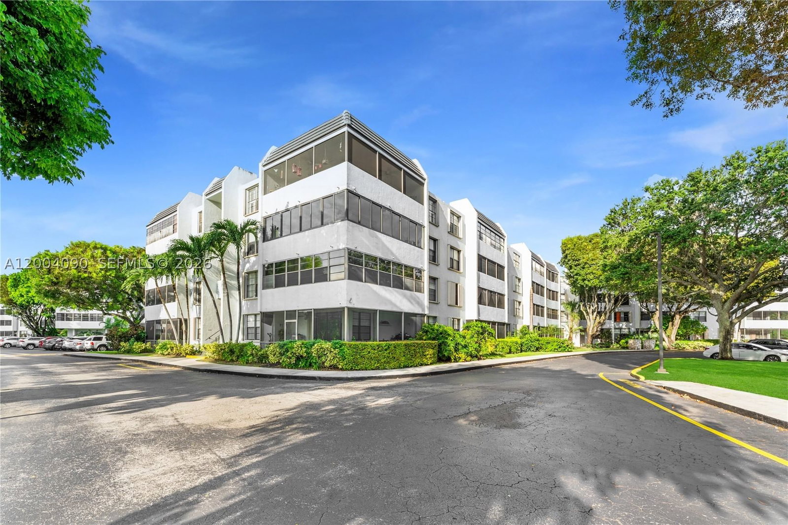 Real estate property located at 10852 Kendall Dr #312, Miami-dade, Kendall Gate Condo, Miami, FL