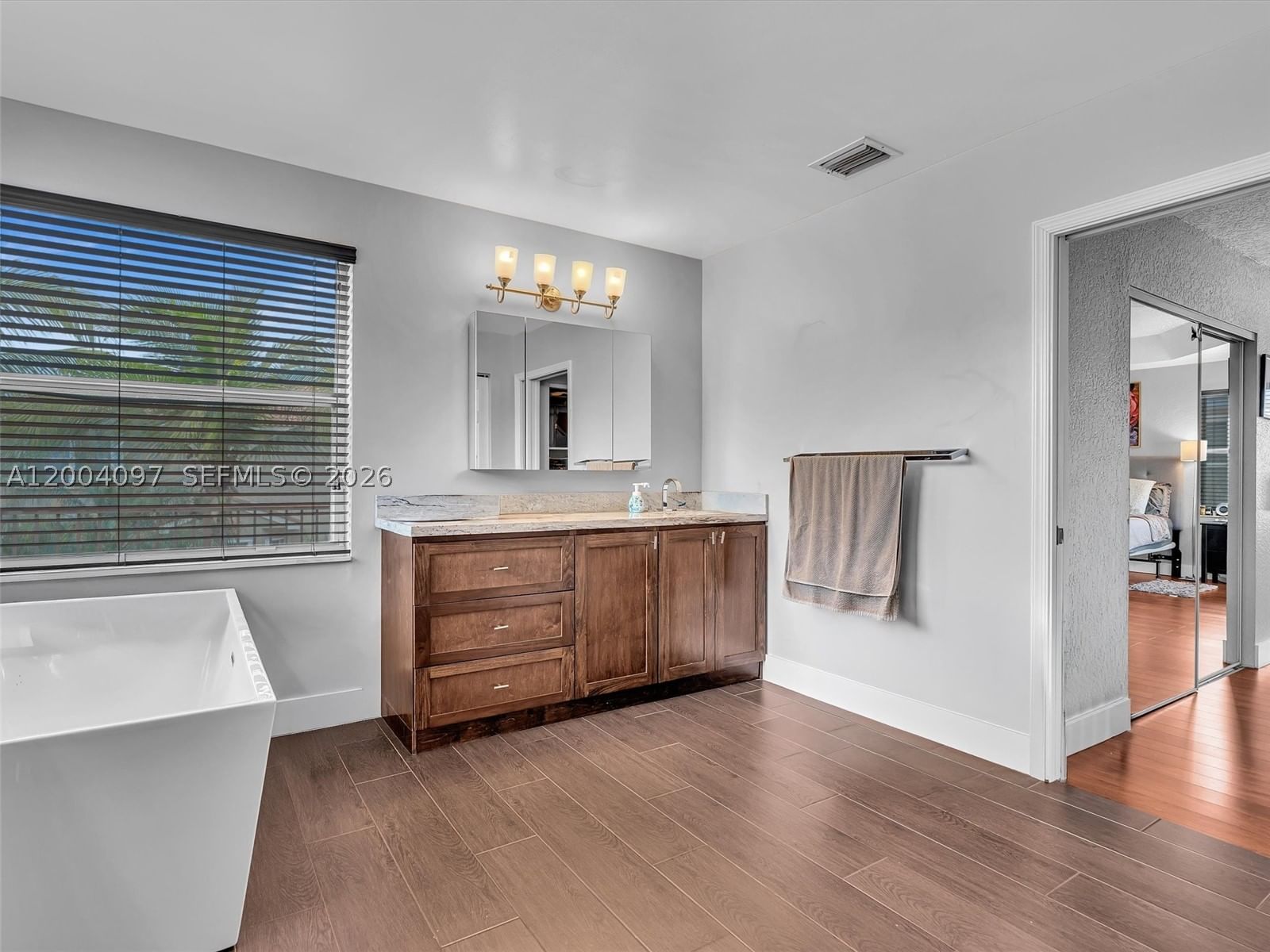Real estate property located at 17351 32nd Ct, Broward, Silver Lakes Phase Iii Re, Miramar, FL