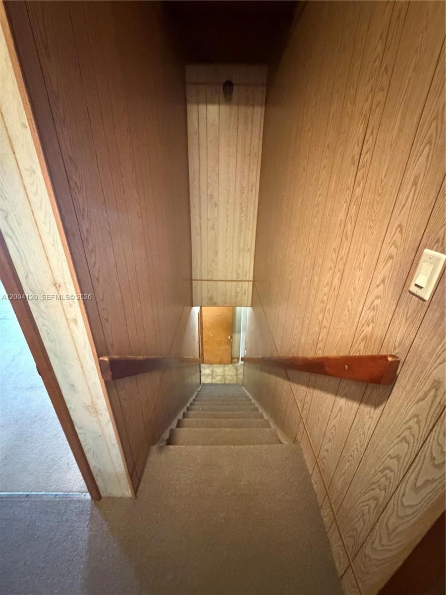 Real estate property located at 10910 40th St, Miami-dade, Westwood Lake 2nd Addn, Miami, FL