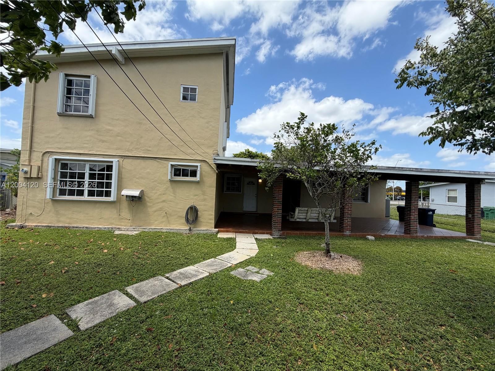 Real estate property located at 10910 40th St, Miami-dade, Westwood Lake 2nd Addn, Miami, FL