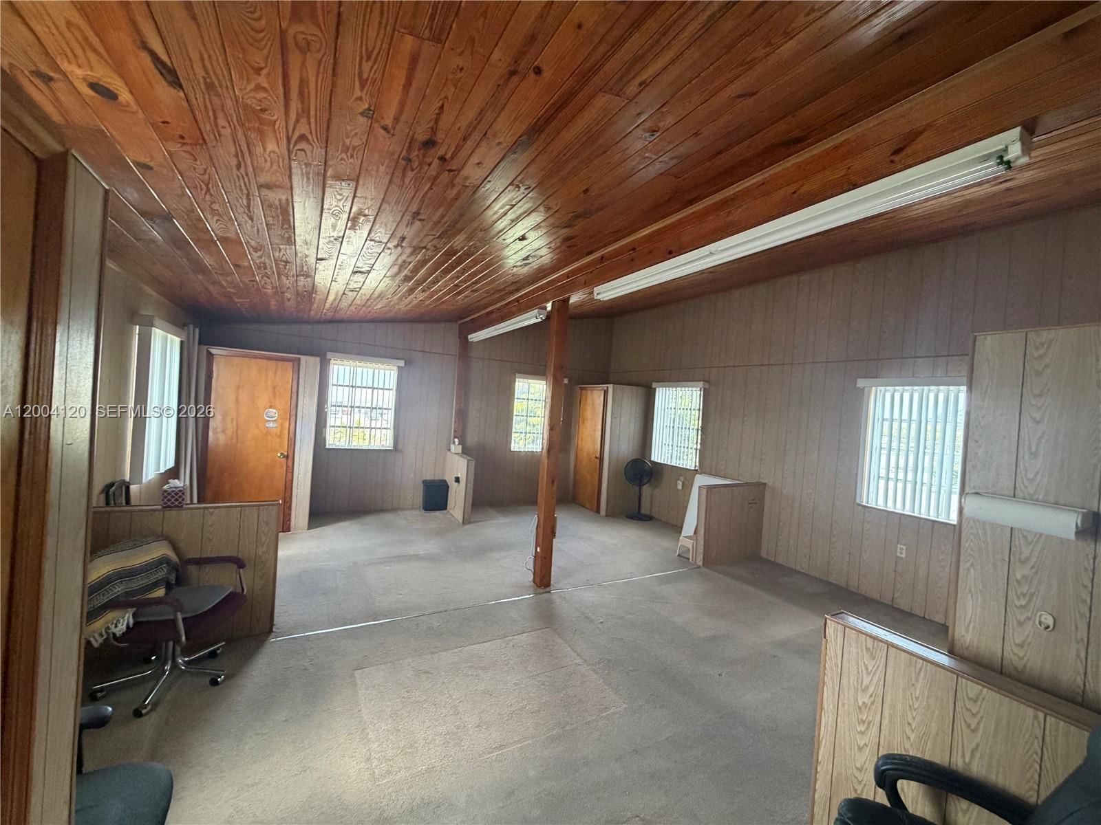 Real estate property located at 10910 40th St, Miami-dade, Westwood Lake 2nd Addn, Miami, FL