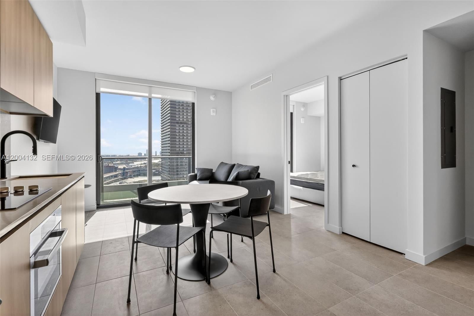 Real estate property located at 121 5th Steet #3313, Miami-dade, 501 First Residences, Miami, FL