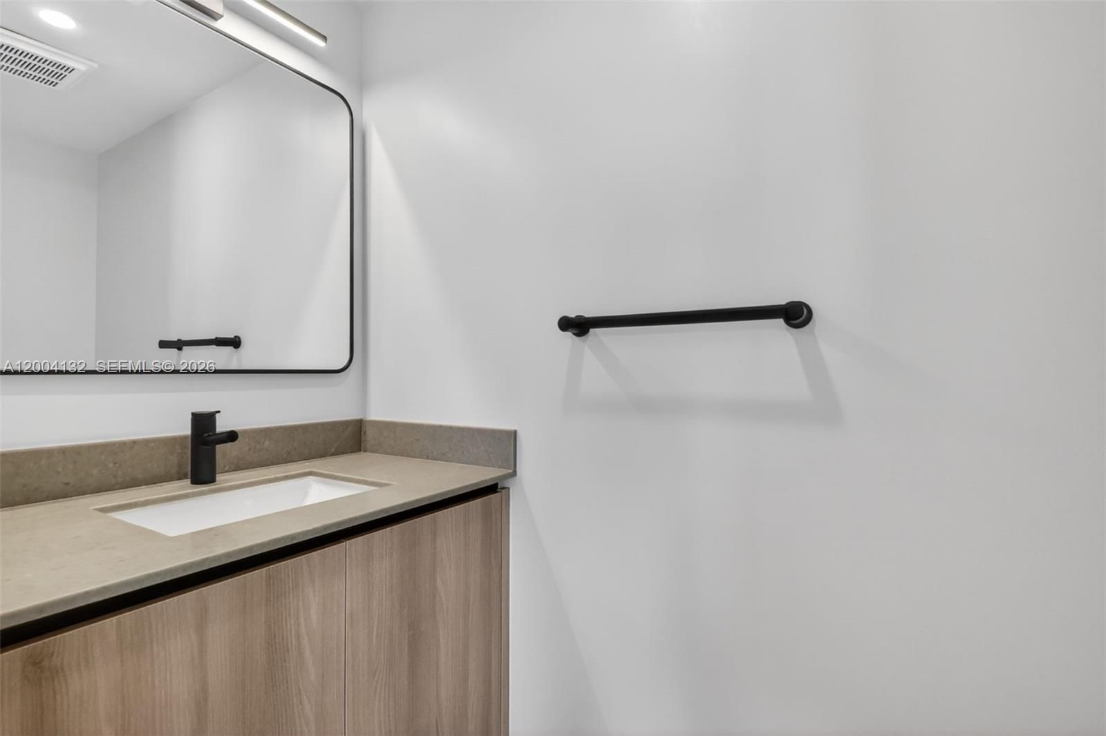 Real estate property located at 121 5th Steet #3313, Miami-dade, 501 First Residences, Miami, FL