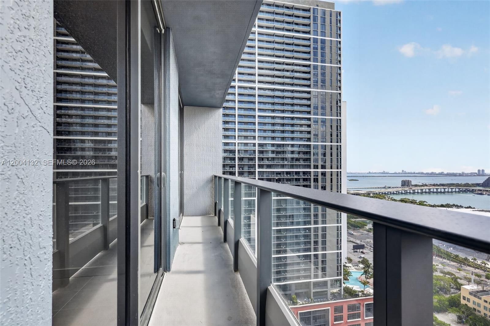 Real estate property located at 121 5th Steet #3313, Miami-dade, 501 First Residences, Miami, FL