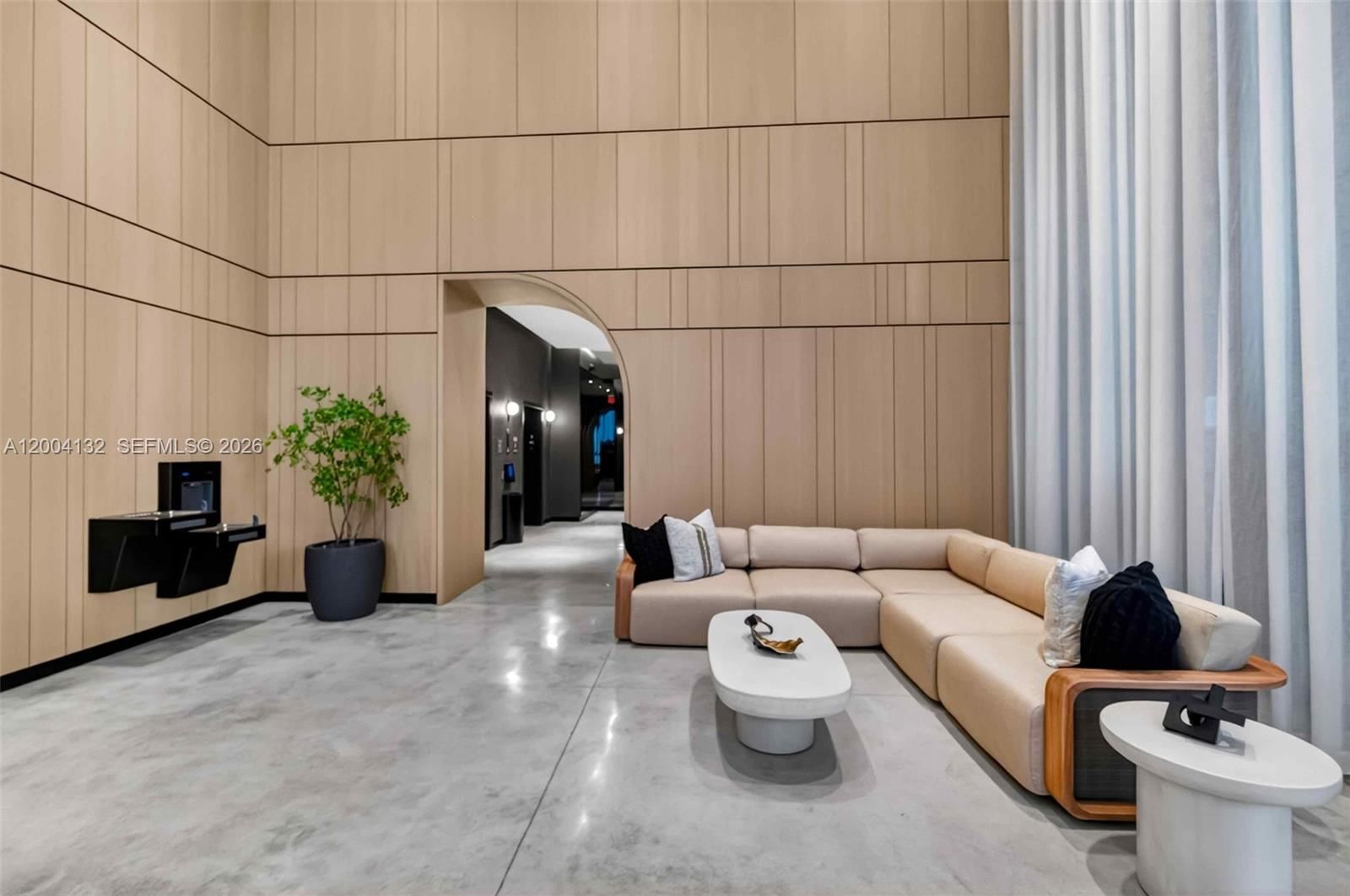 Real estate property located at 121 5th Steet #3313, Miami-dade, 501 First Residences, Miami, FL