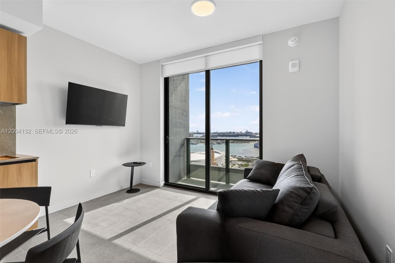 Real estate property located at 121 5th Steet #3313, Miami-dade, 501 First Residences, Miami, FL