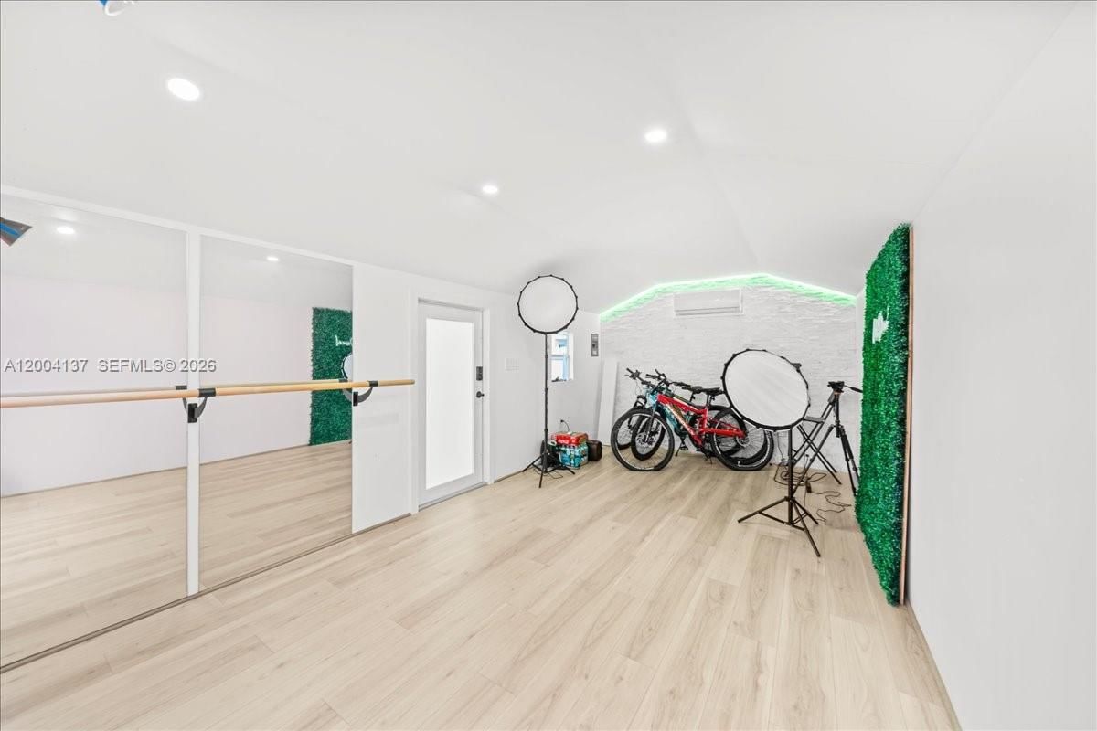 Real estate property located at 4824 19th St, Broward, Carver Ranches, West Park, FL