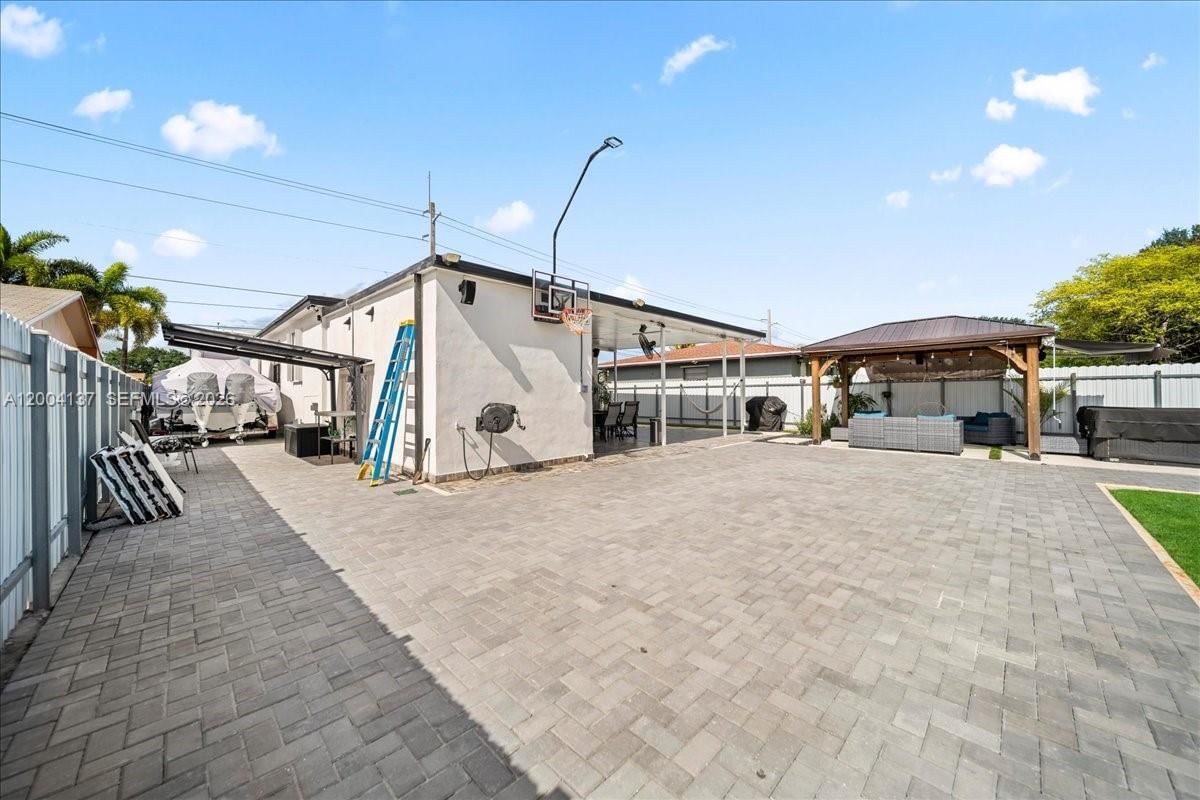 Real estate property located at 4824 19th St, Broward, Carver Ranches, West Park, FL