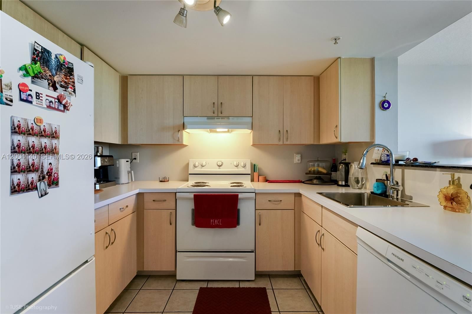 Real estate property located at 3000 Coral Way #519, Miami-dade, The Aston Condo, Miami, FL