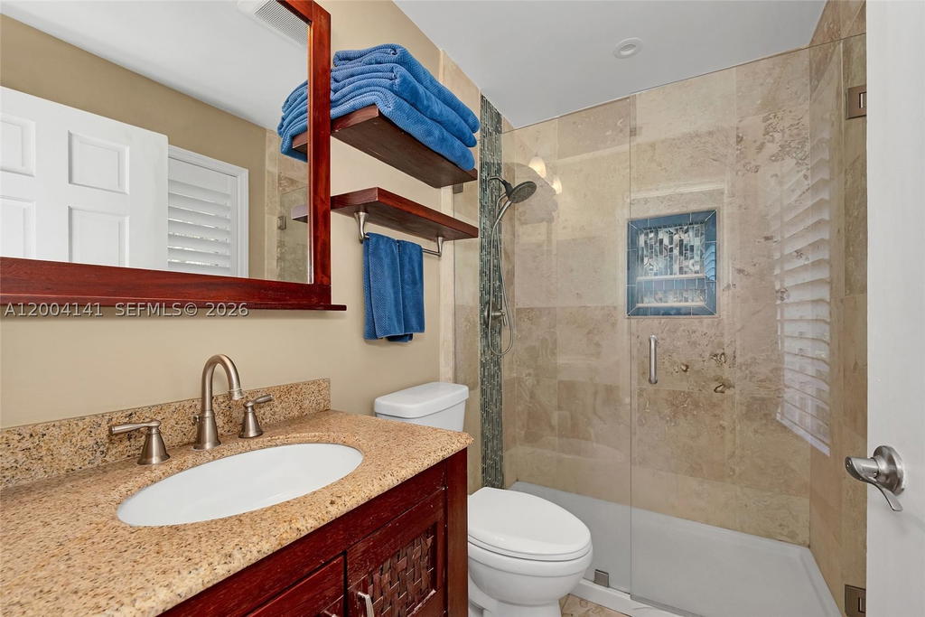 Real estate property located at 8480 180th St, Miami-dade, Pinewood Ests 3rd Addn, Palmetto Bay, FL