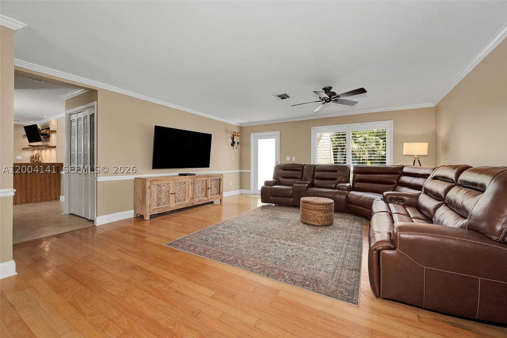 Real estate property located at 8480 180th St, Miami-dade, Pinewood Ests 3rd Addn, Palmetto Bay, FL