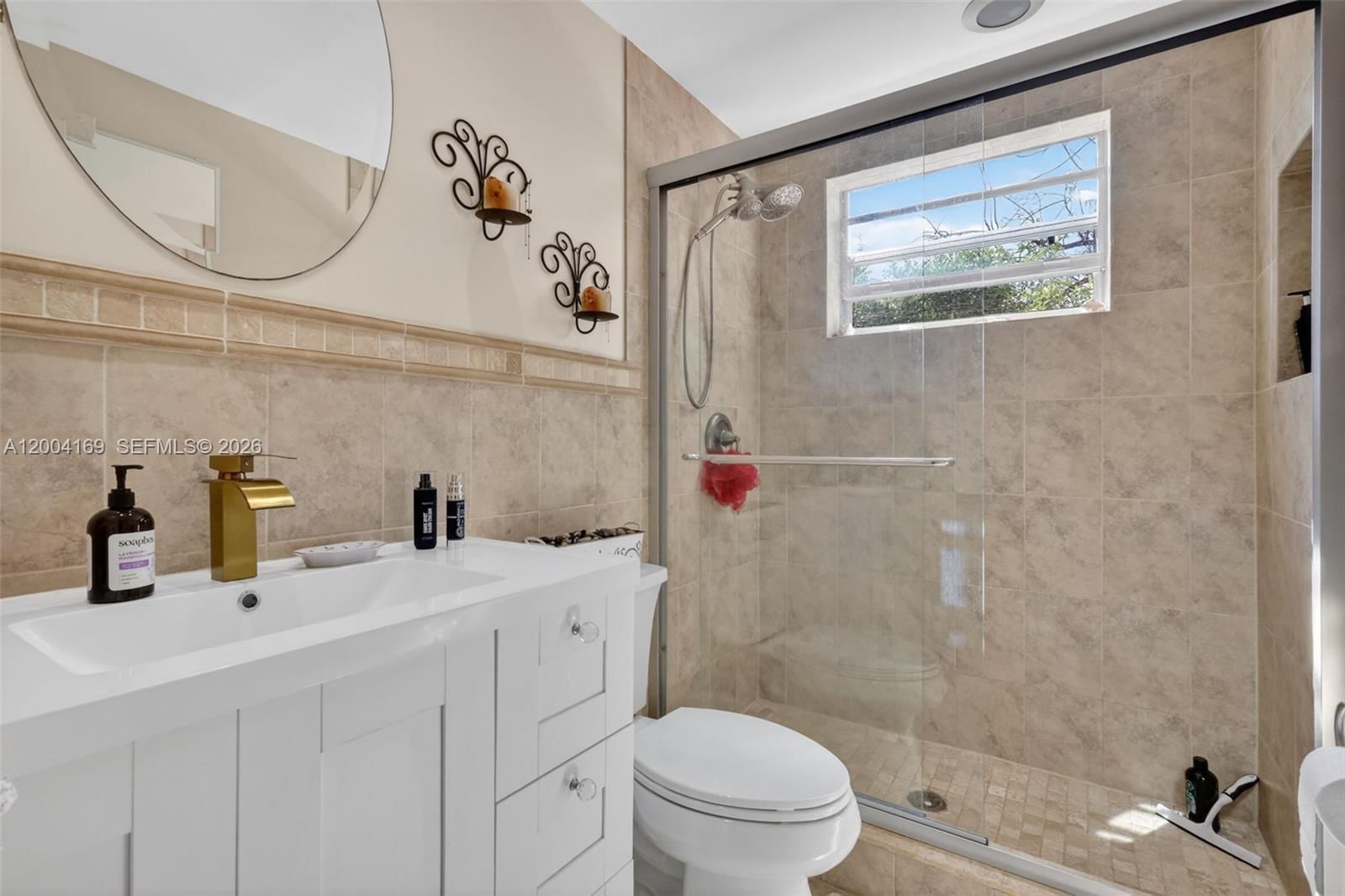 Real estate property located at 1820 Venice Park Dr #102, Miami-dade, Venice Park, North Miami, FL