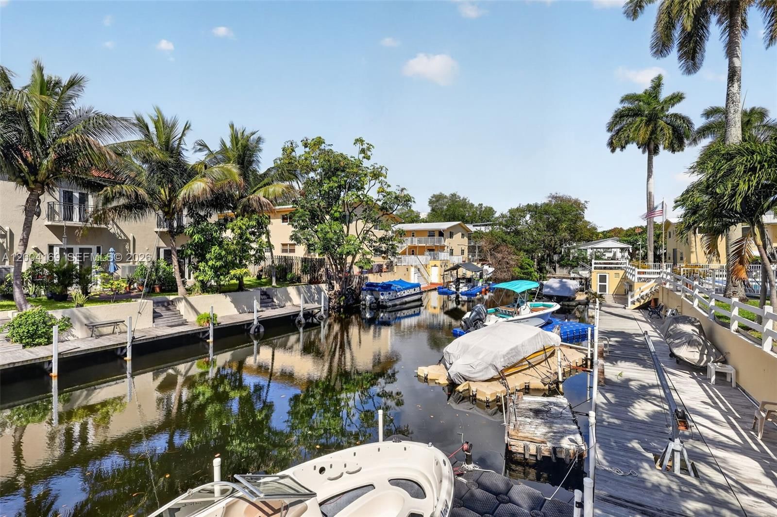 Real estate property located at 1820 Venice Park Dr #102, Miami-dade, Venice Park, North Miami, FL