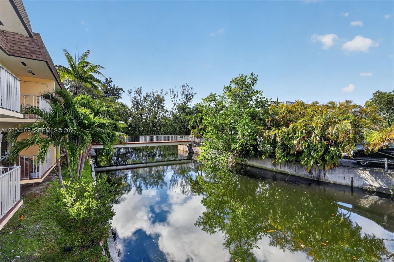 Real estate property located at 1820 Venice Park Dr #102, Miami-dade, Venice Park, North Miami, FL